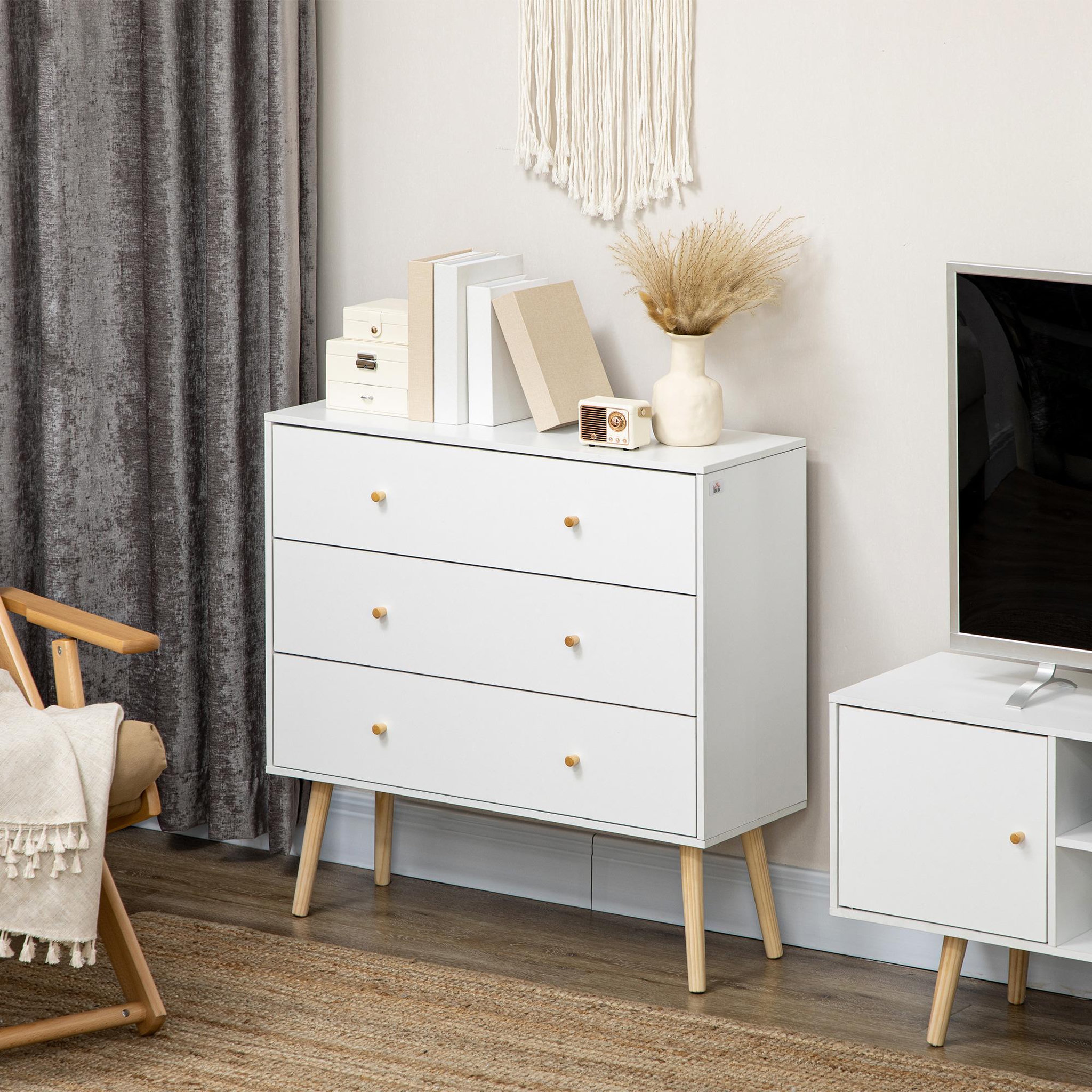 Voir la diapositive 4 : HOMCOM Commode 3 tiroirs design scandinave piètement effilé incliné bois pin panneaux blanc