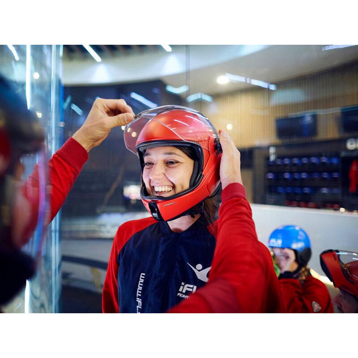 Smartbox 2 vols en chute libre indoor avec vidéo souvenir à iFLY Lyon - Coffret Cadeau Sport & Aventure