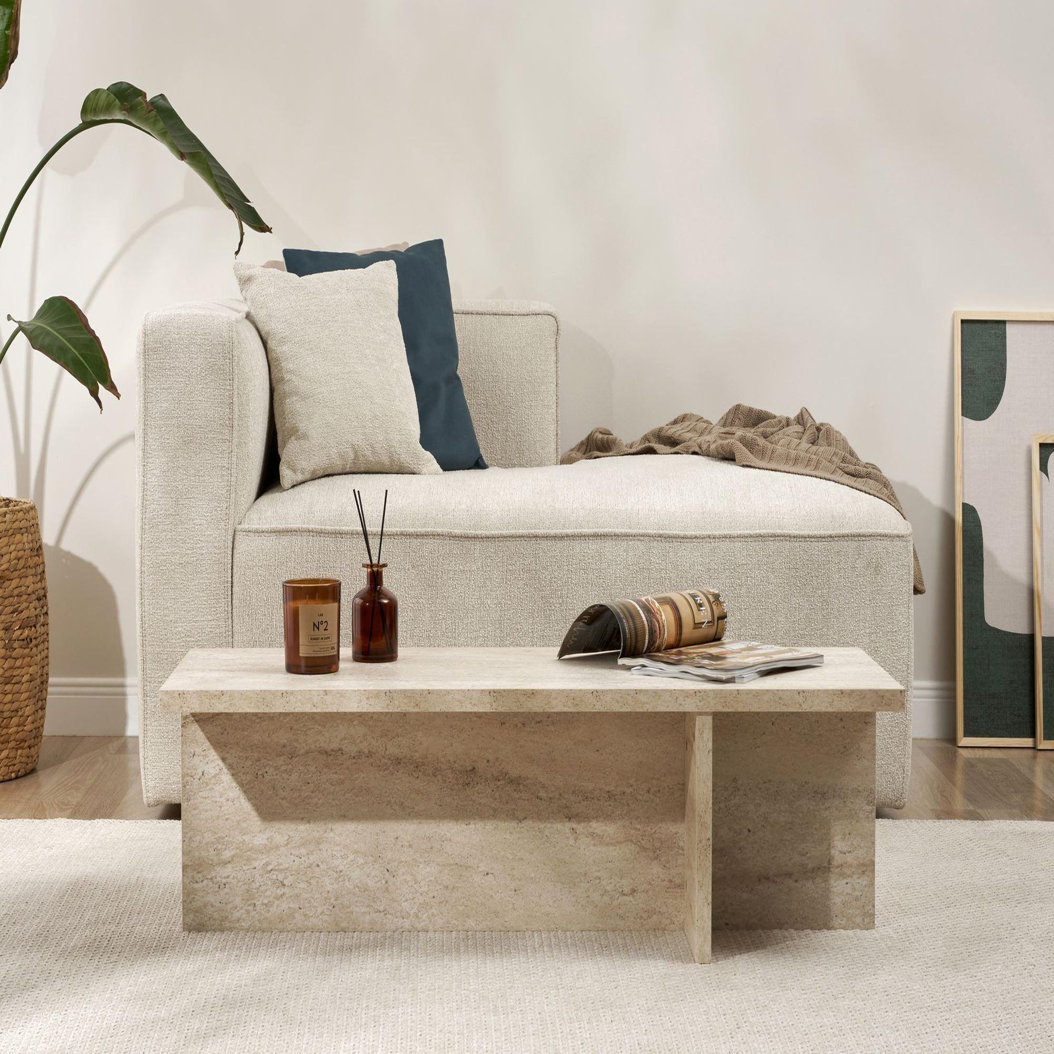 Voir la diapositive 2 : Habitat et Jardin Table basse en bois  harbor  - 120 x 45 x 30 cm - travertin