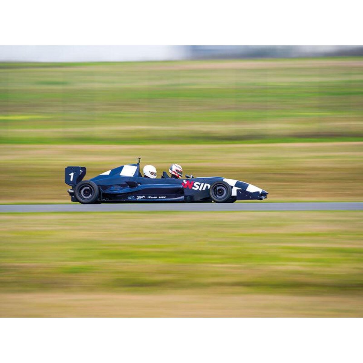 Smartbox Stage de pilotage : 5 tours sur le circuit de Fontenay-le-Comte en Formule Renault 2.0 - Coffret Cadeau Sport & Aventure