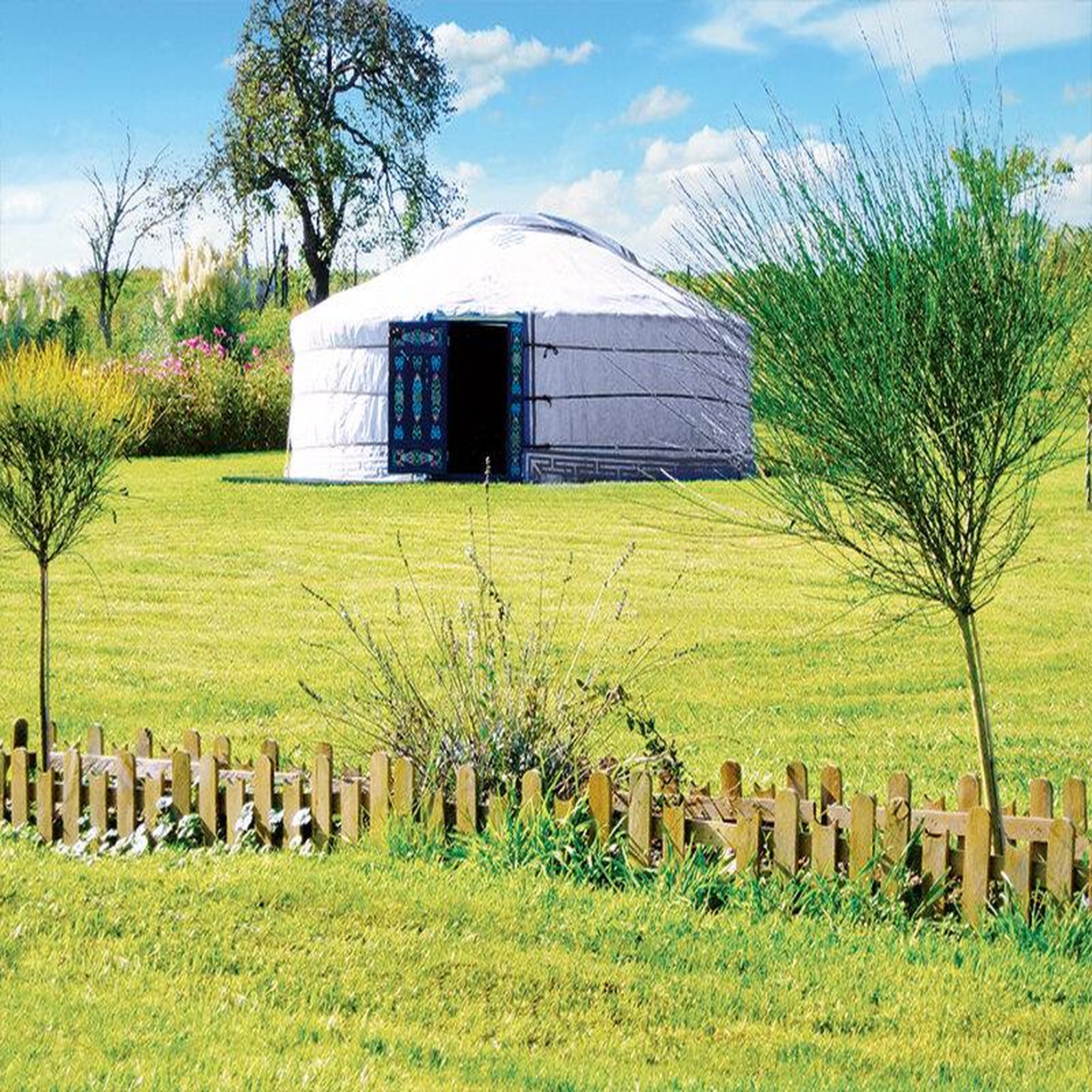 Voir la diapositive 6 : Smartbox Séjours insolite en duo - Coffret Cadeau Séjour