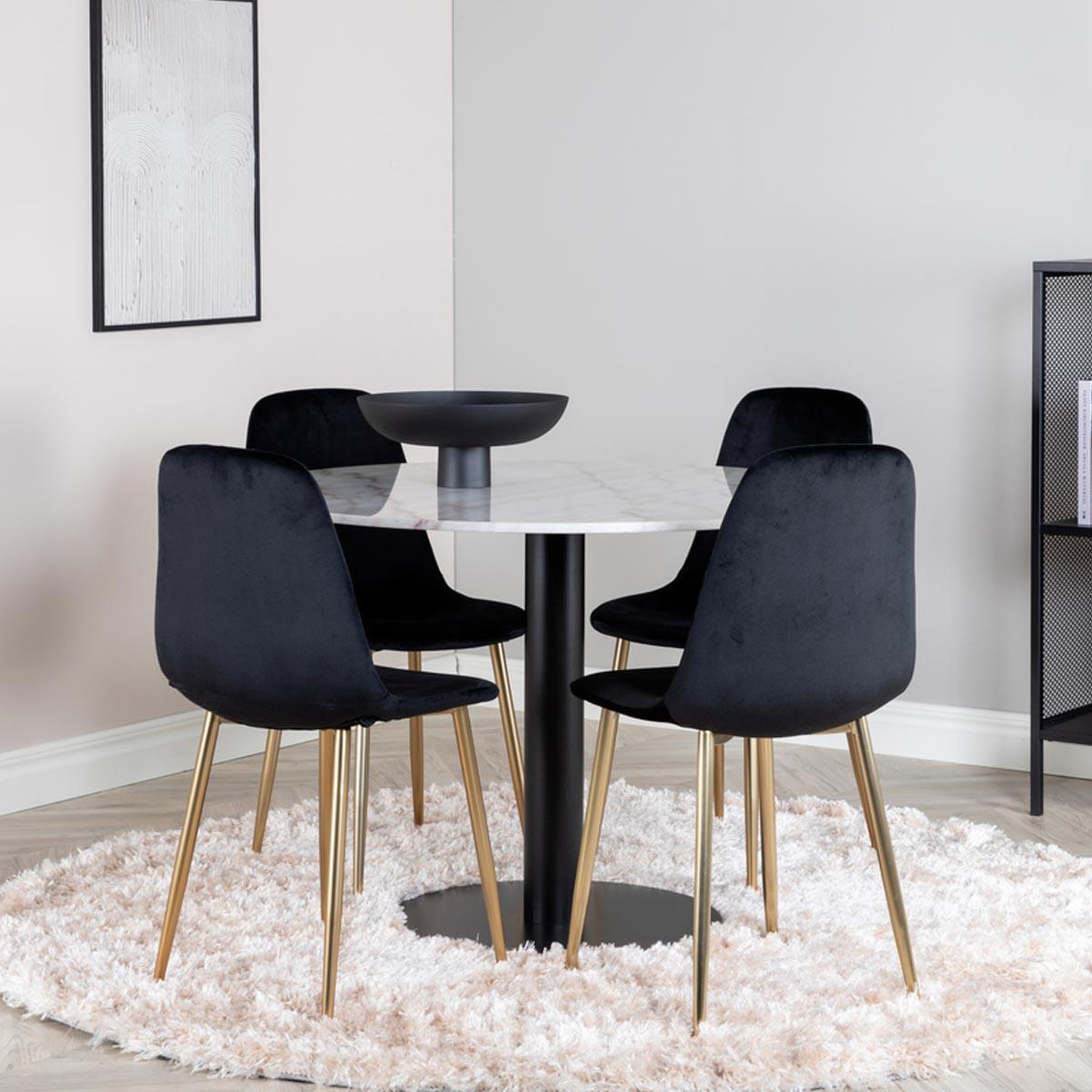 Voir la diapositive 5 : Paris Prix Ensemble table à manger & 4 chaises  estelle i & polar ii  106cm blanc & noir