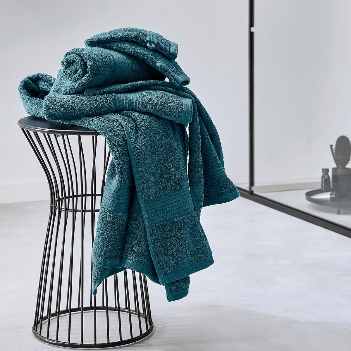 TODAY Serviette de toilette unie en coton 450 g/m²