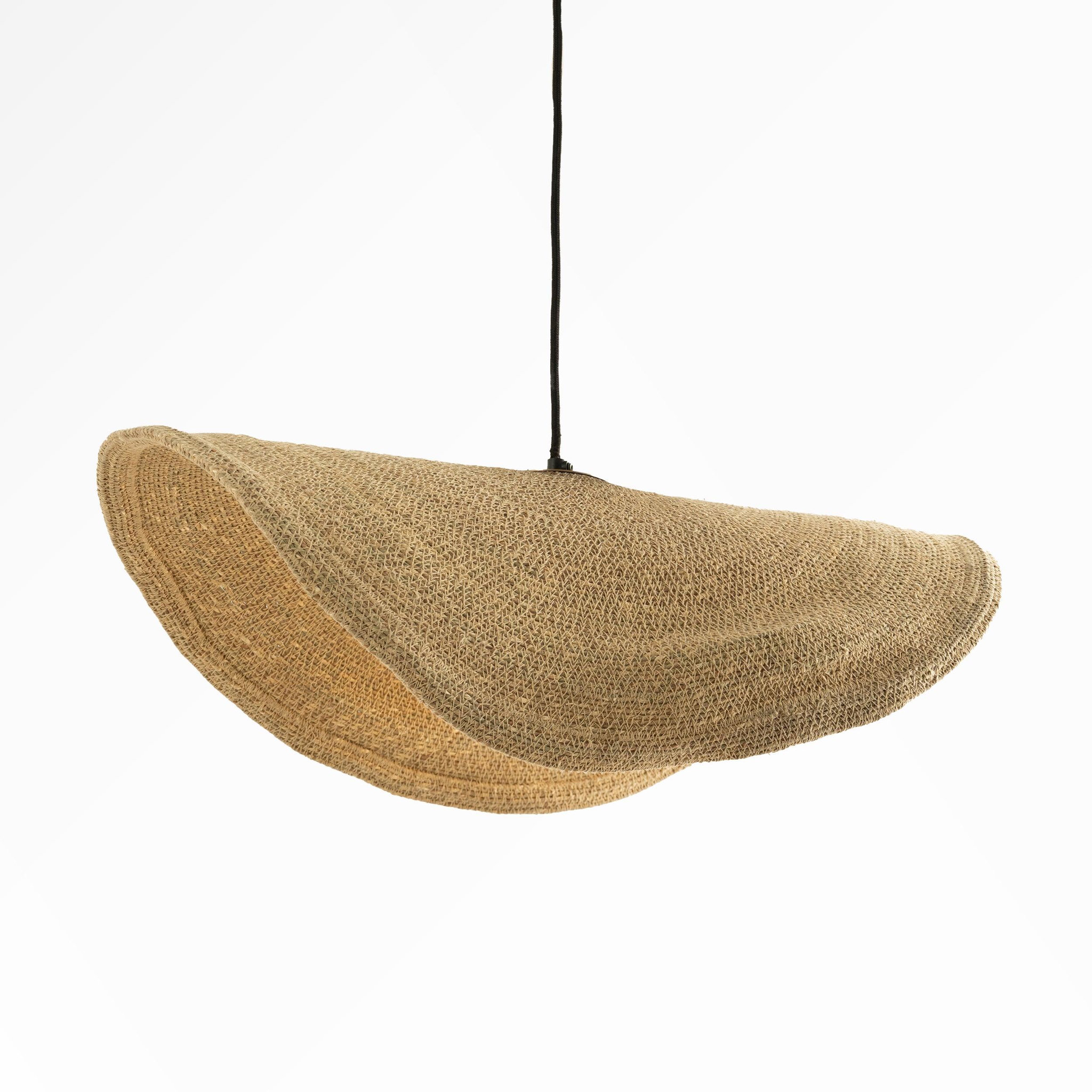Voir la diapositive 5 : MAISON PAVANE Suspension en matière naturelle et métal 61 cm-Maho