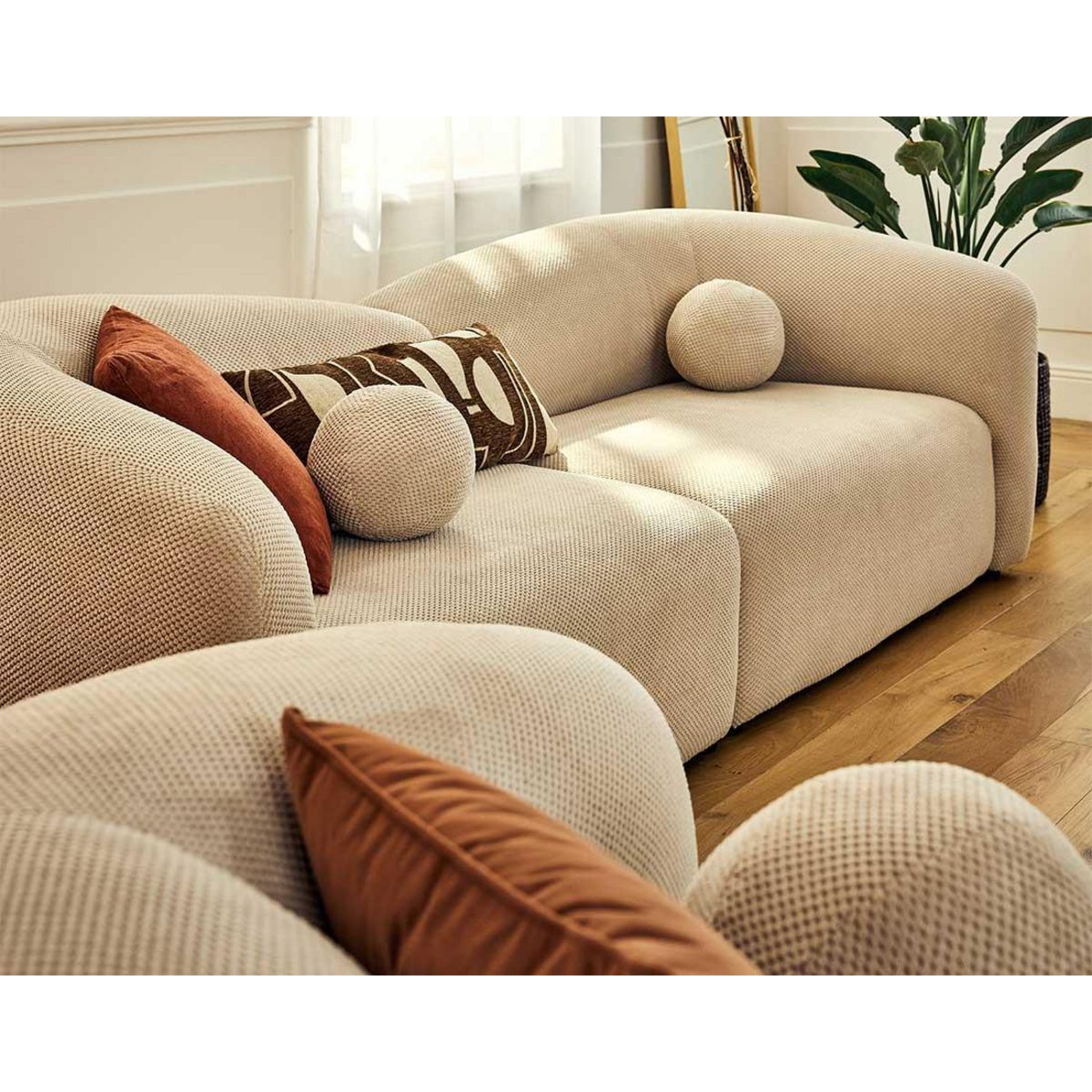 LISA DESIGN Charles - canapé droit 4 places en velours texturé