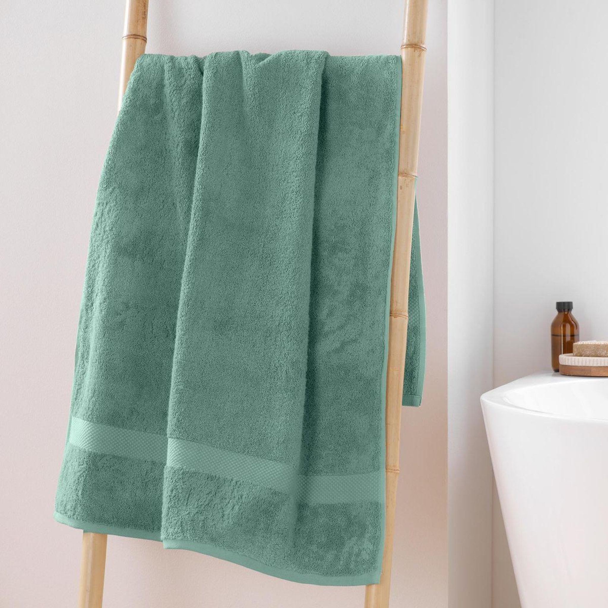 Voir la diapositive 5 : Douceur d'Intérieur Drap de douche  elegance  70x130cm céladon