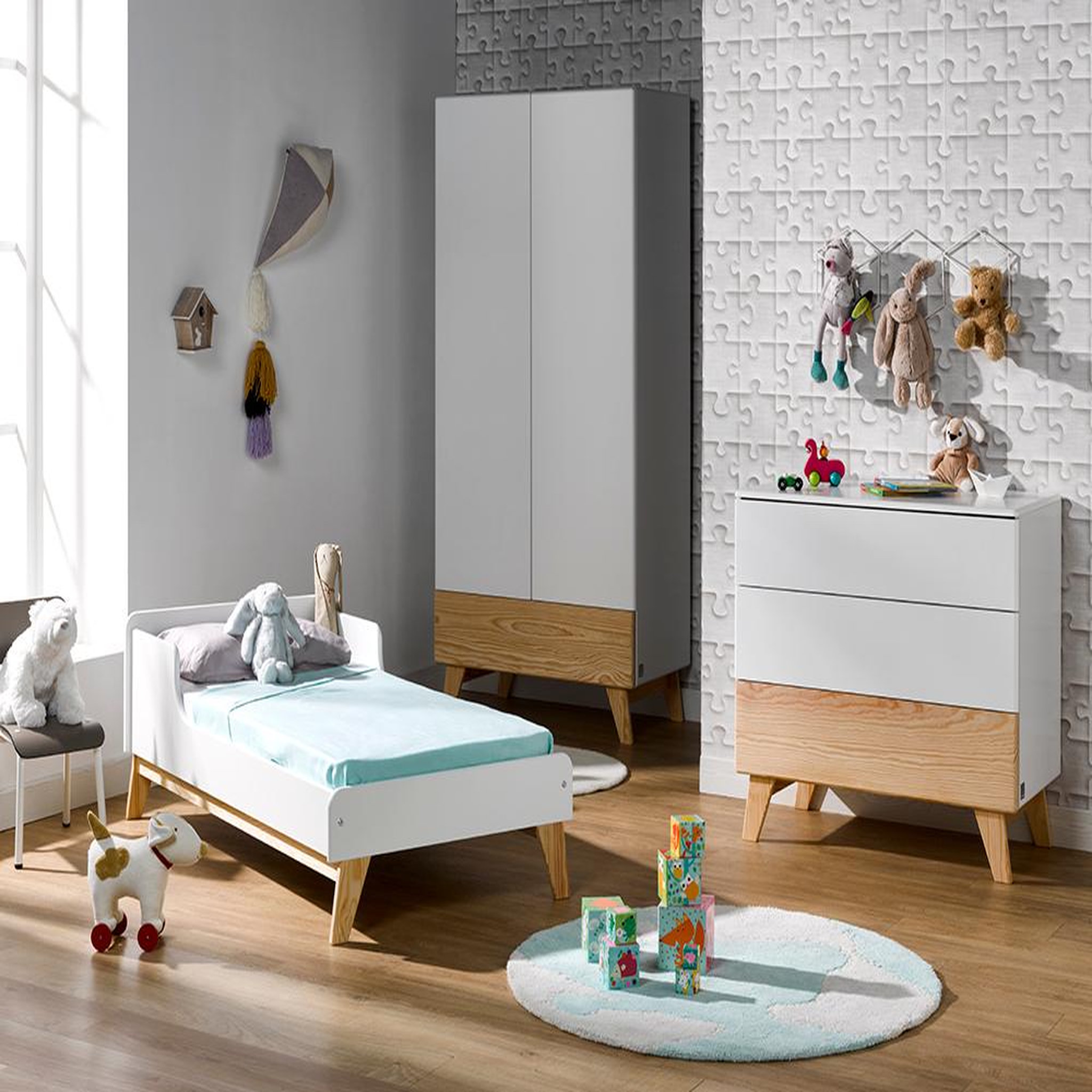 Voir la diapositive 3 : BEBE DE PROVENCE Armoire Elea