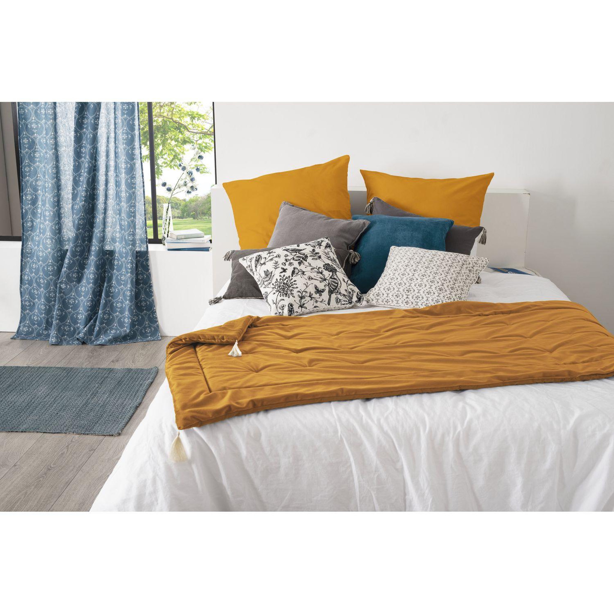 Voir la diapositive 2 : ATMOSPHERA Edredon design velours Hiver