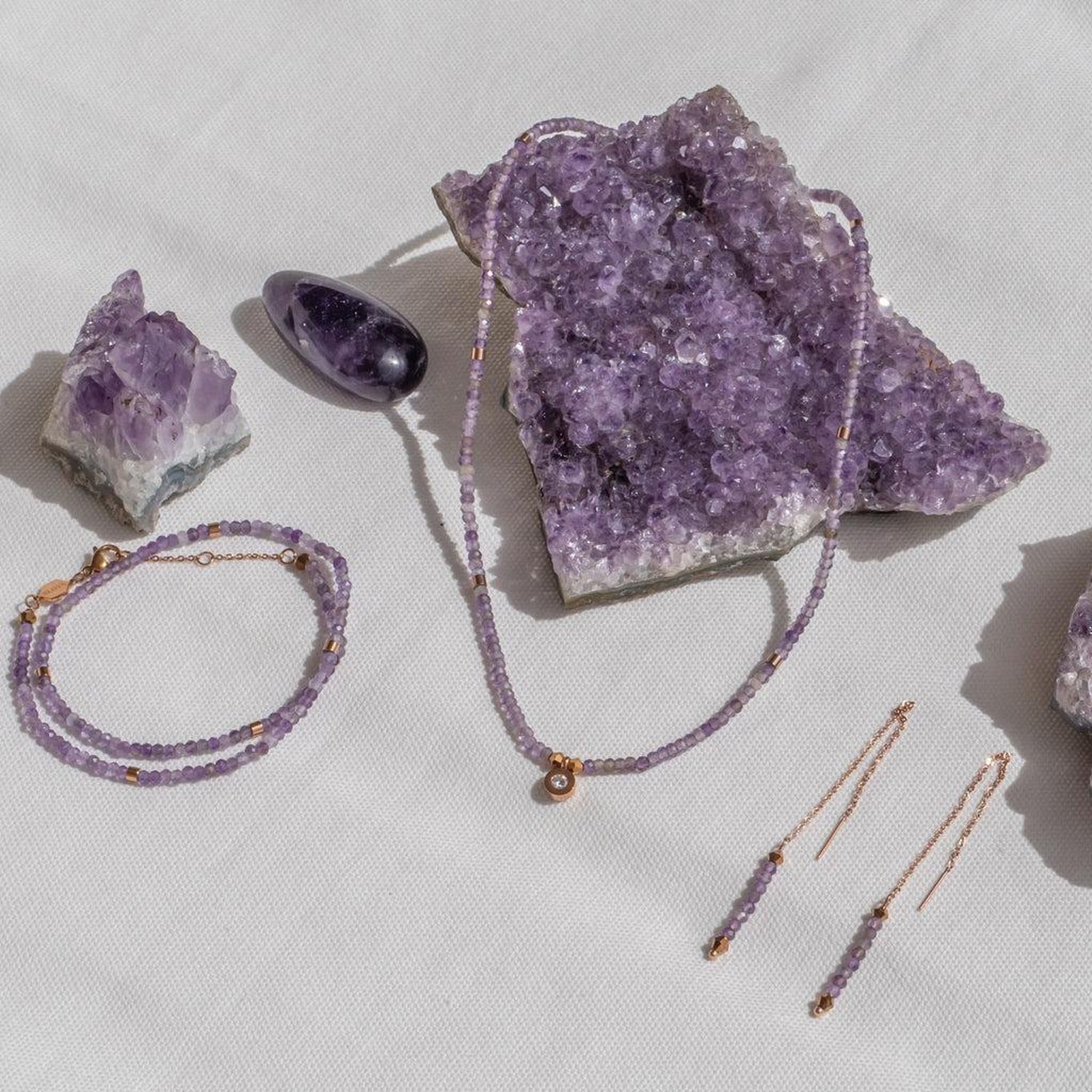 Voir la diapositive 5 : SLOYA Boucles d'oreilles pendantes Lumia en pierres Améthyste