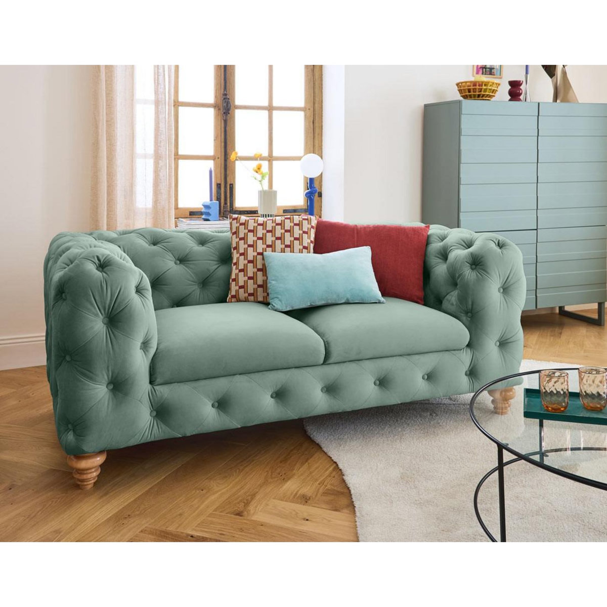 LISA DESIGN Walter - canapé 2 places chesterfield en velours - pieds bois