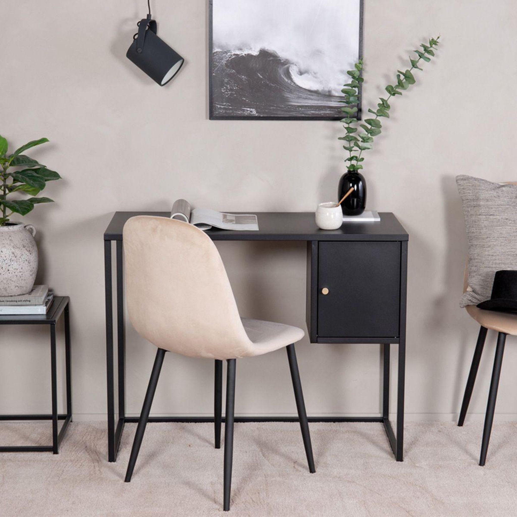 Voir la diapositive 5 : Paris Prix Bureau design avec porte  bakal  95cm noir