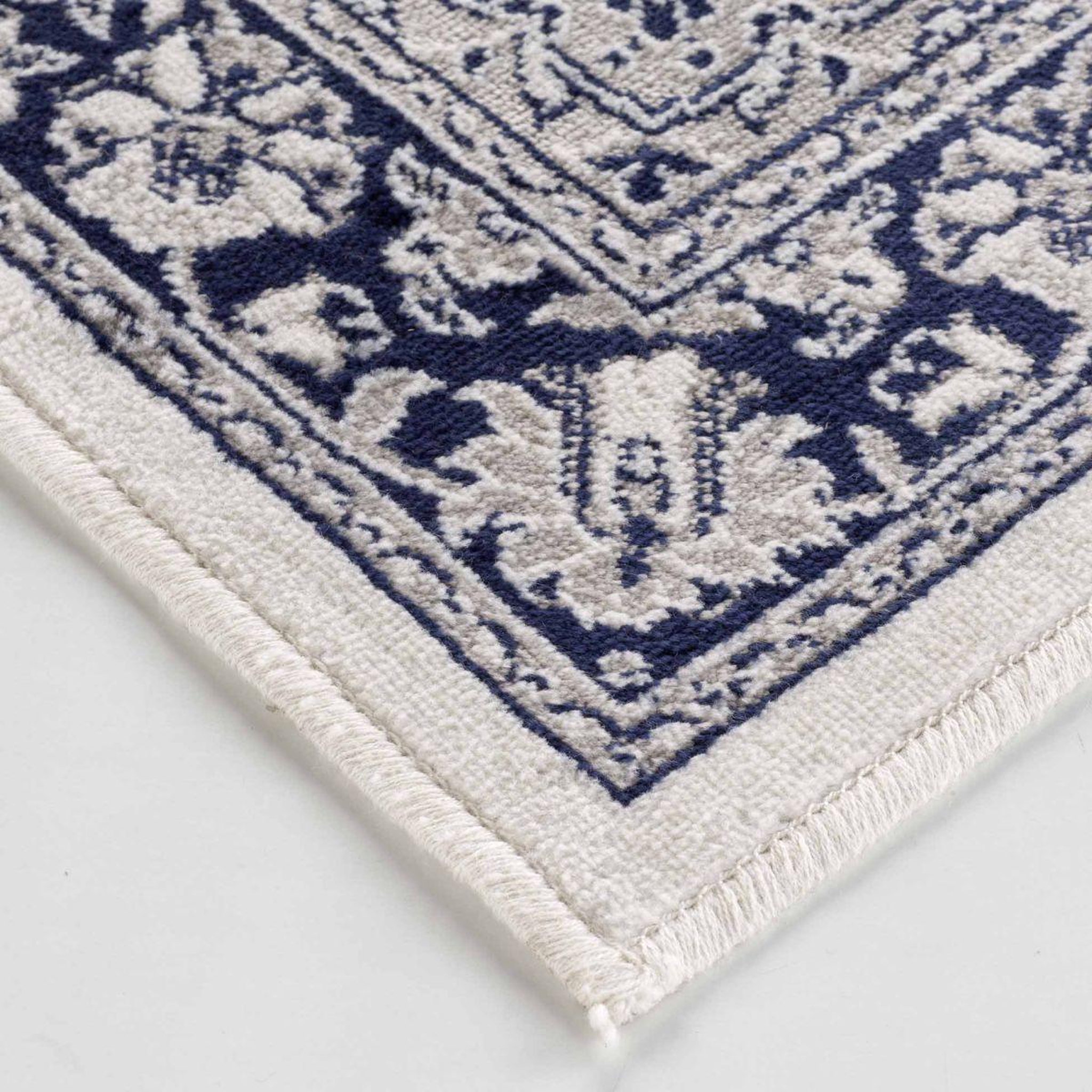 Voir la diapositive 2 : Douceur d'Intérieur Tapis déco  cherine  68x110cm bleu