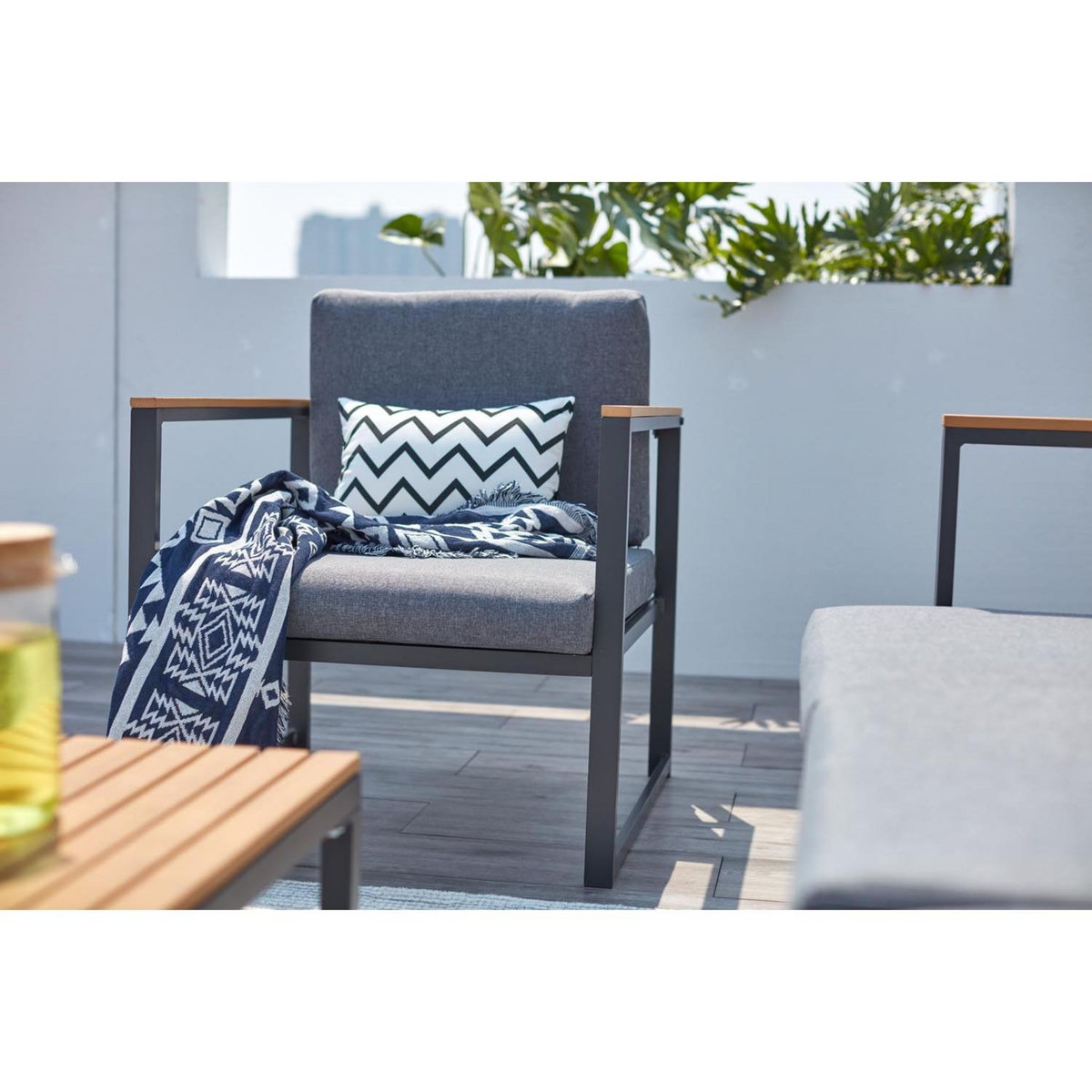 CONCEPT USINE Salon de jardin bas en aluminium gris TAHINA