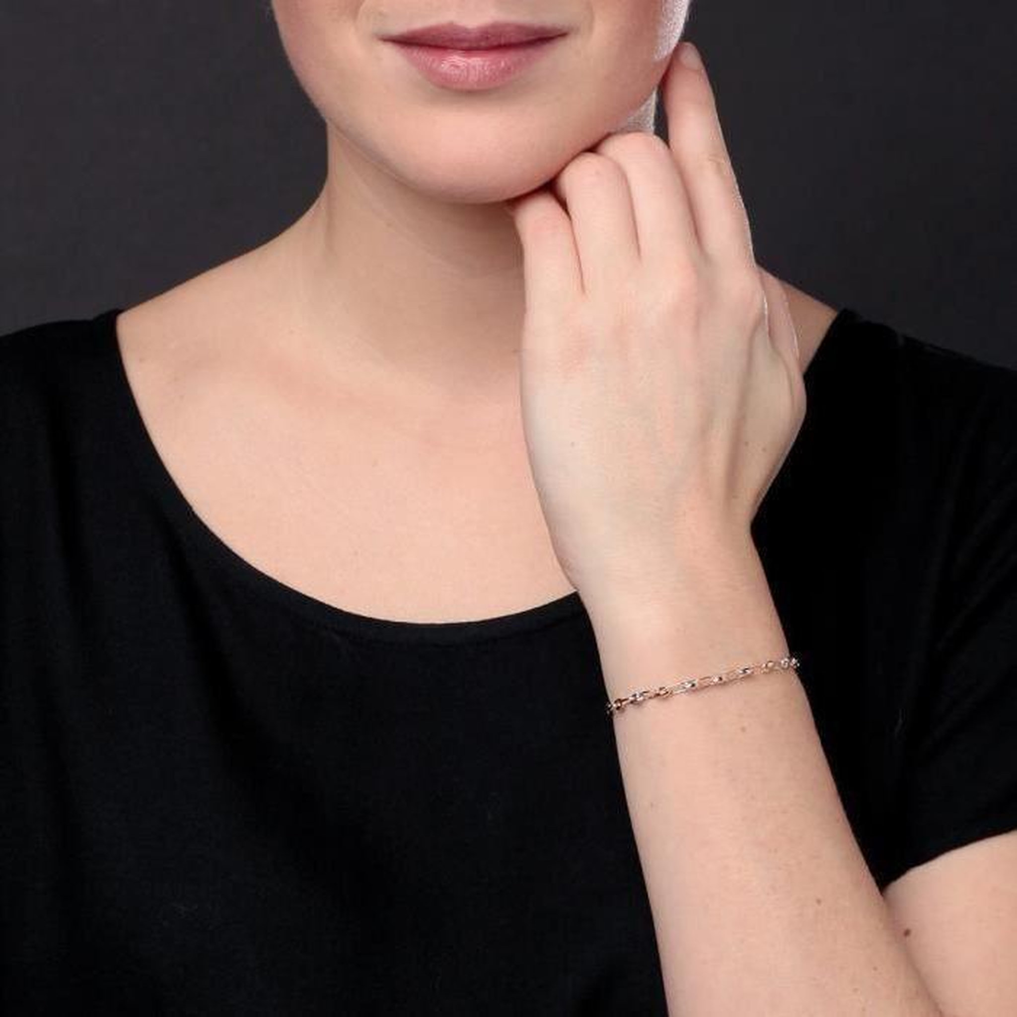 Voir la diapositive 2 : L'ATELIER D'AZUR Bracelet 2 Ors -  Or Bicolore - Maille Grain de Café Jaune et Blanc - Femme