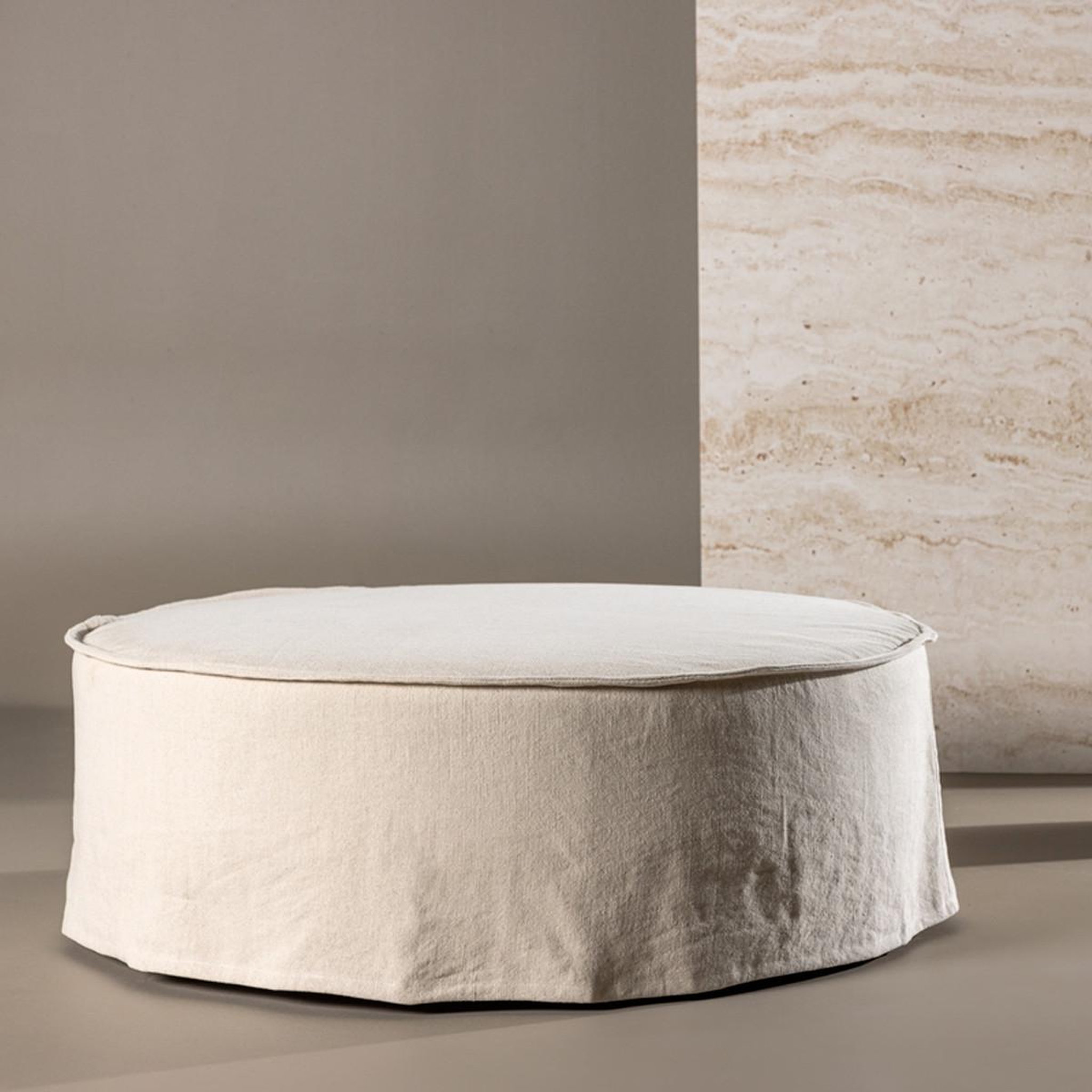 Voir la diapositive 3 : Paris Prix Pouf effet lin  vindo  101cm beige