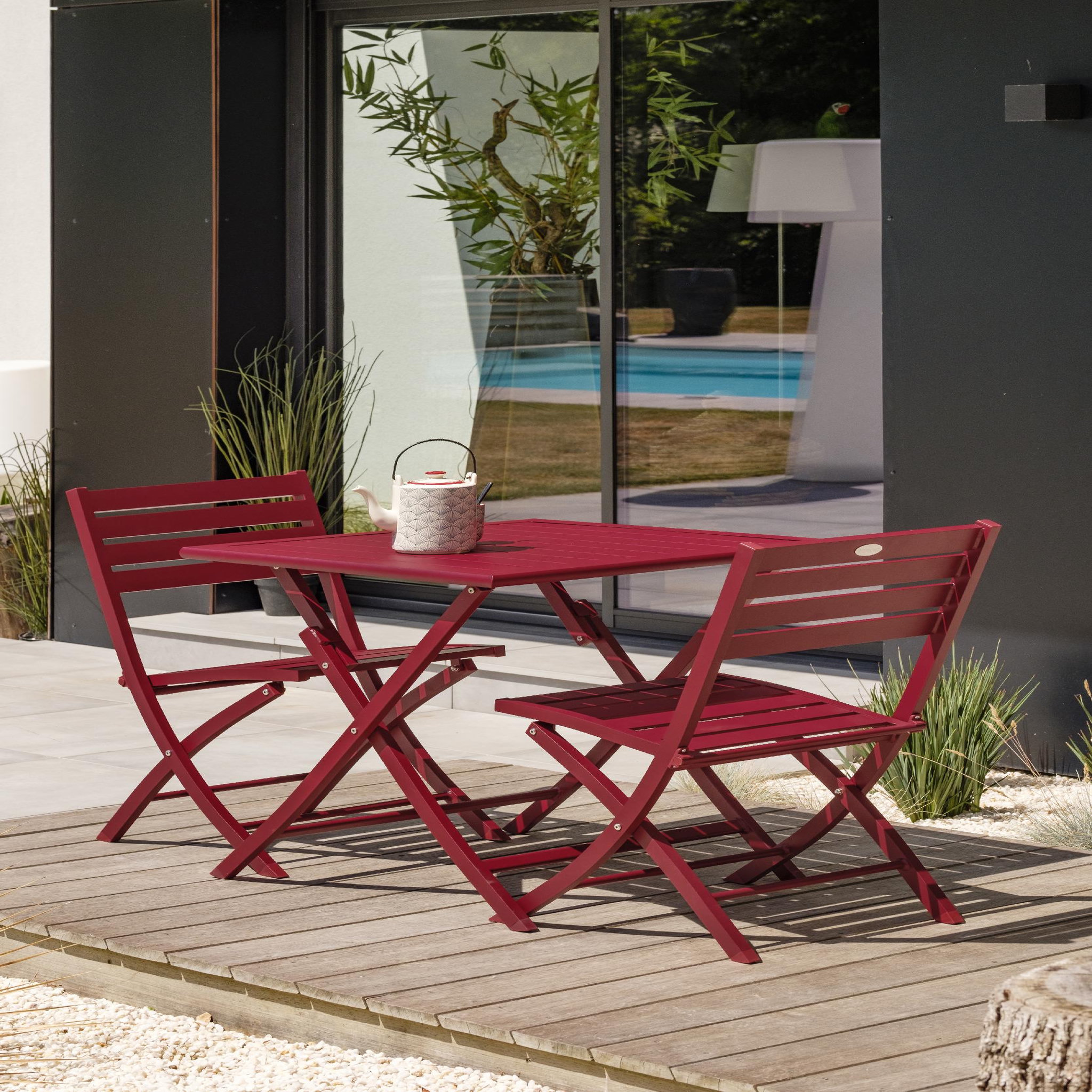 Voir la diapositive 6 : DCB GARDEN Ensemble repas de jardin carré en aluminium (2 places)