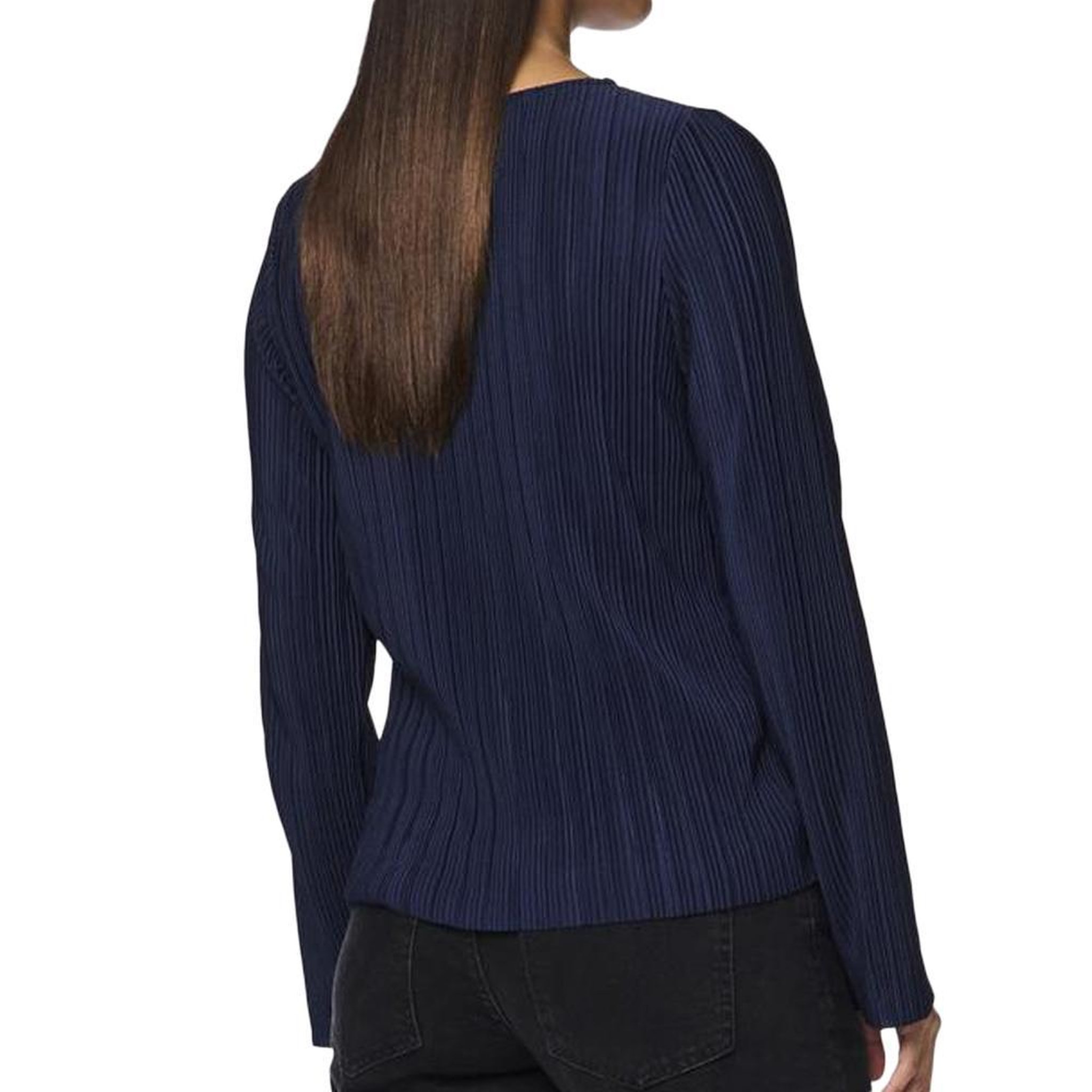 Voir la diapositive 2 : Pieces Top  Femme Pieces Ammi