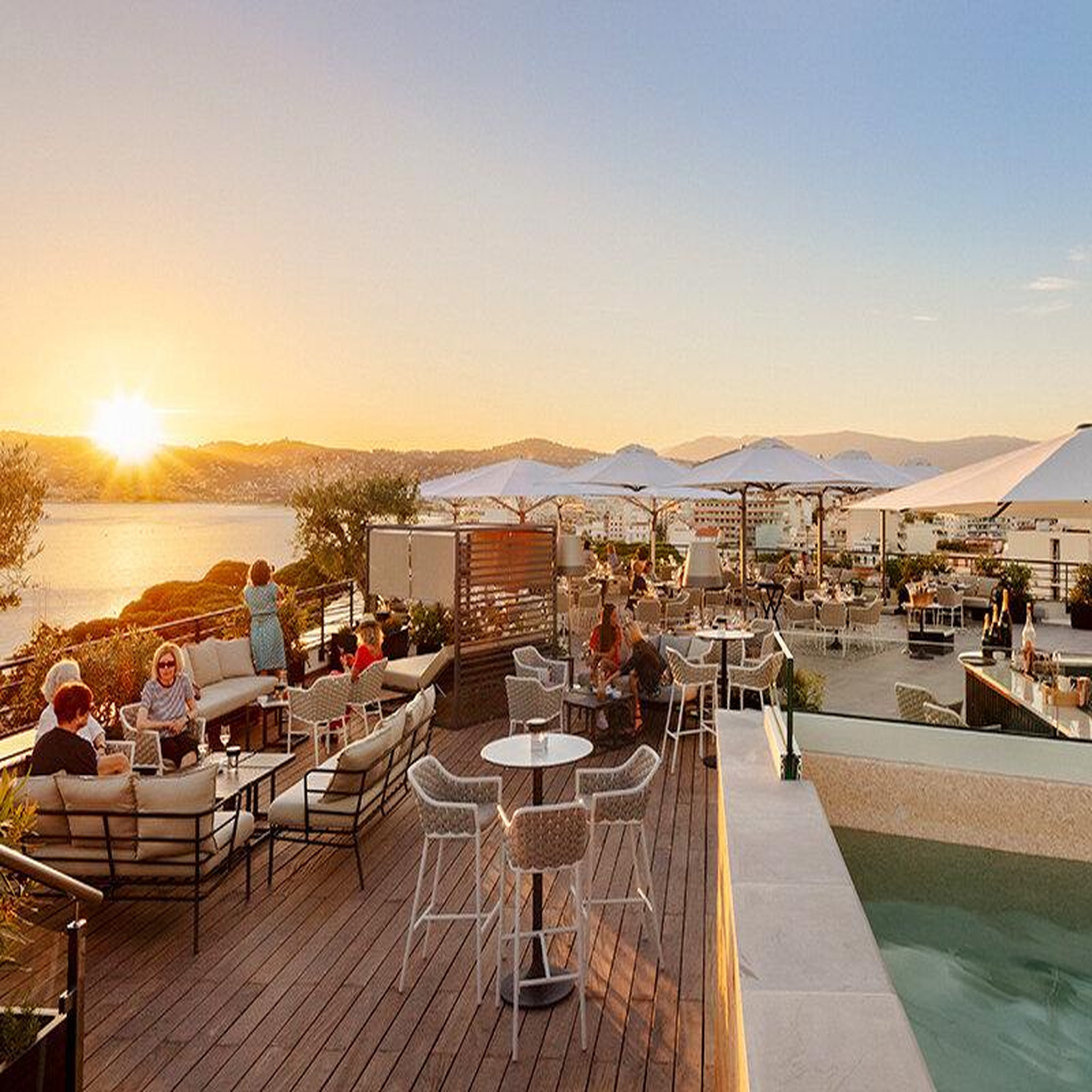 Voir la diapositive 4 : Smartbox 2 jours en hôtel 4* à antibes avec cocktail de bienvenue - coffret cadeau séjour