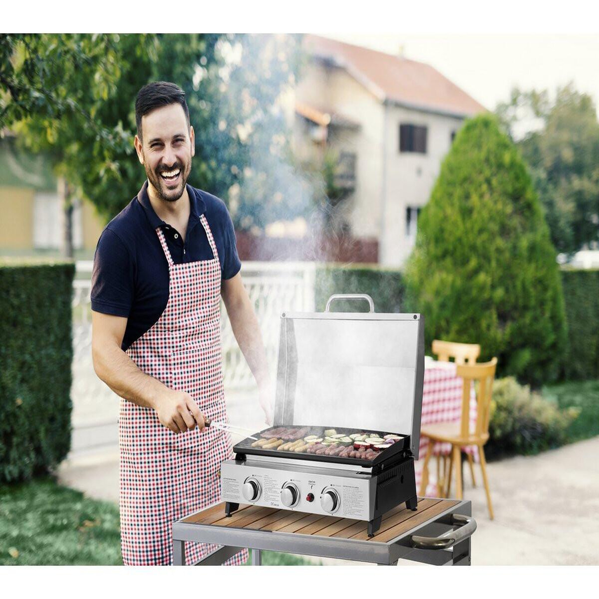 Voir la diapositive 2 : Habitat et Jardin Plancha à gaz avec 3 bruleurs et couvercle en métal  fasto  - 7,5 kw - gris