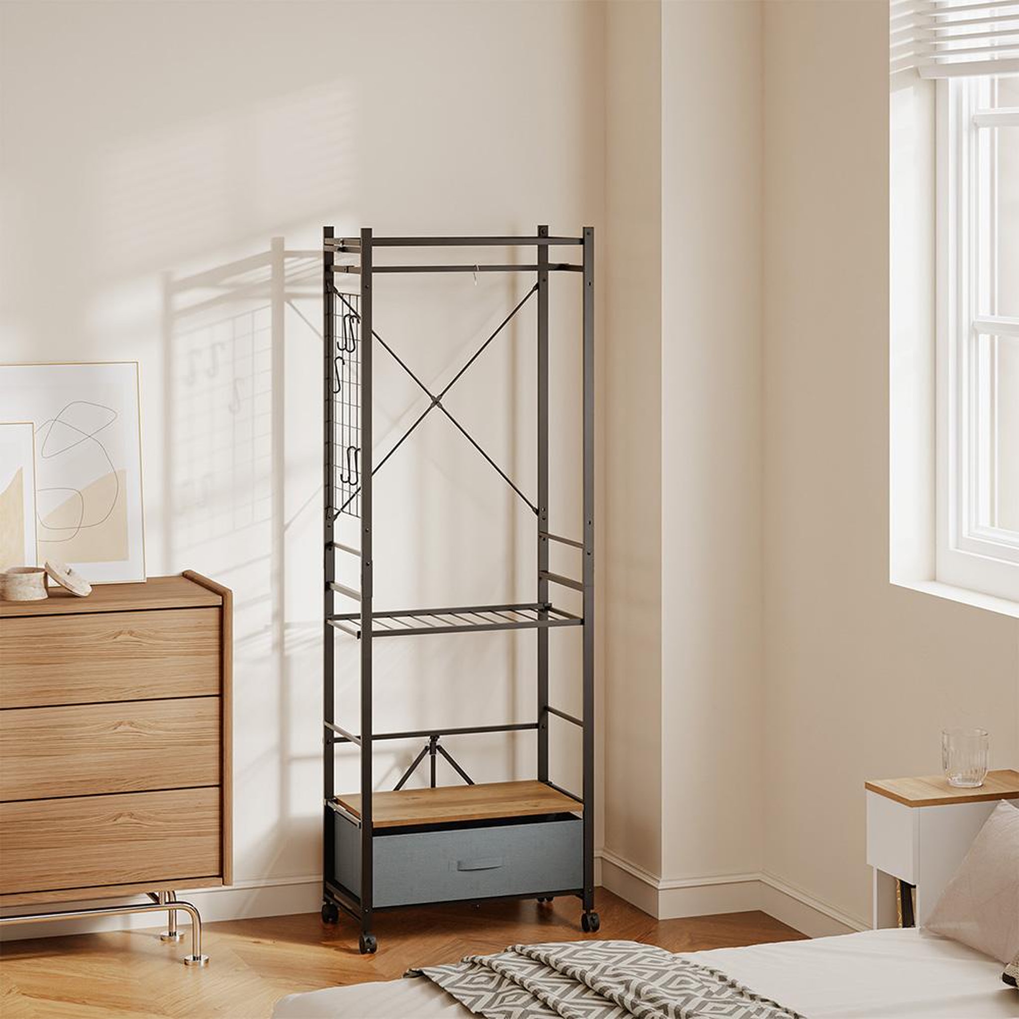Voir la diapositive 5 : SOBUY Porte-manteaux sur roulettes Gris foncé 60x32x175 cm KLS23-SCH