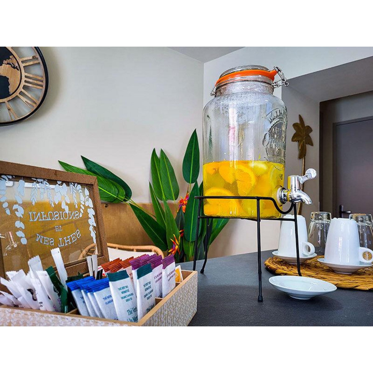 Smartbox Massage en duo et accès privatif au spa d'un hôtel 4* à Saint-Raphaël - Coffret Cadeau Bien-être