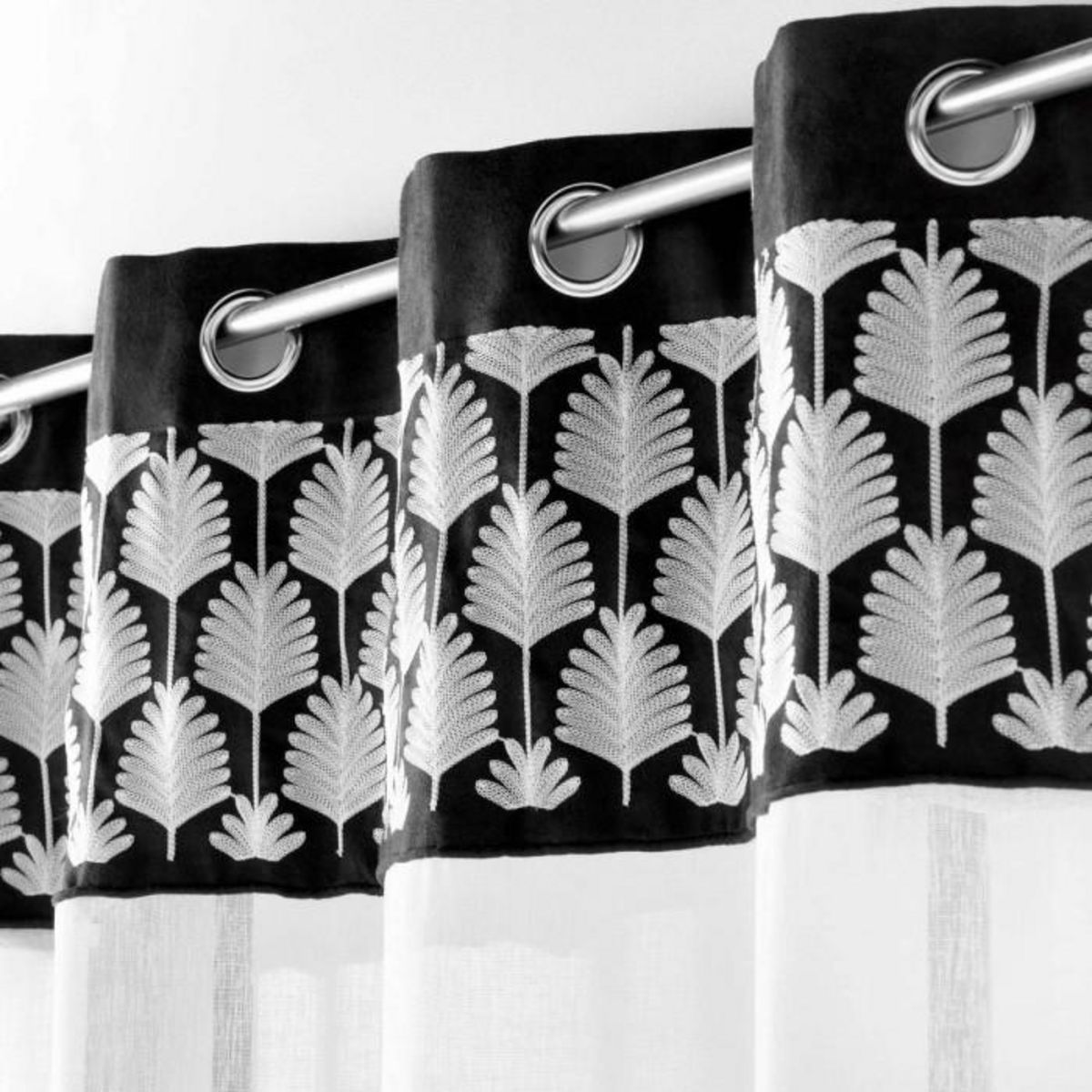 Paris Prix Rideau Voilage à Œillets  Kasita  140x240cm Noir