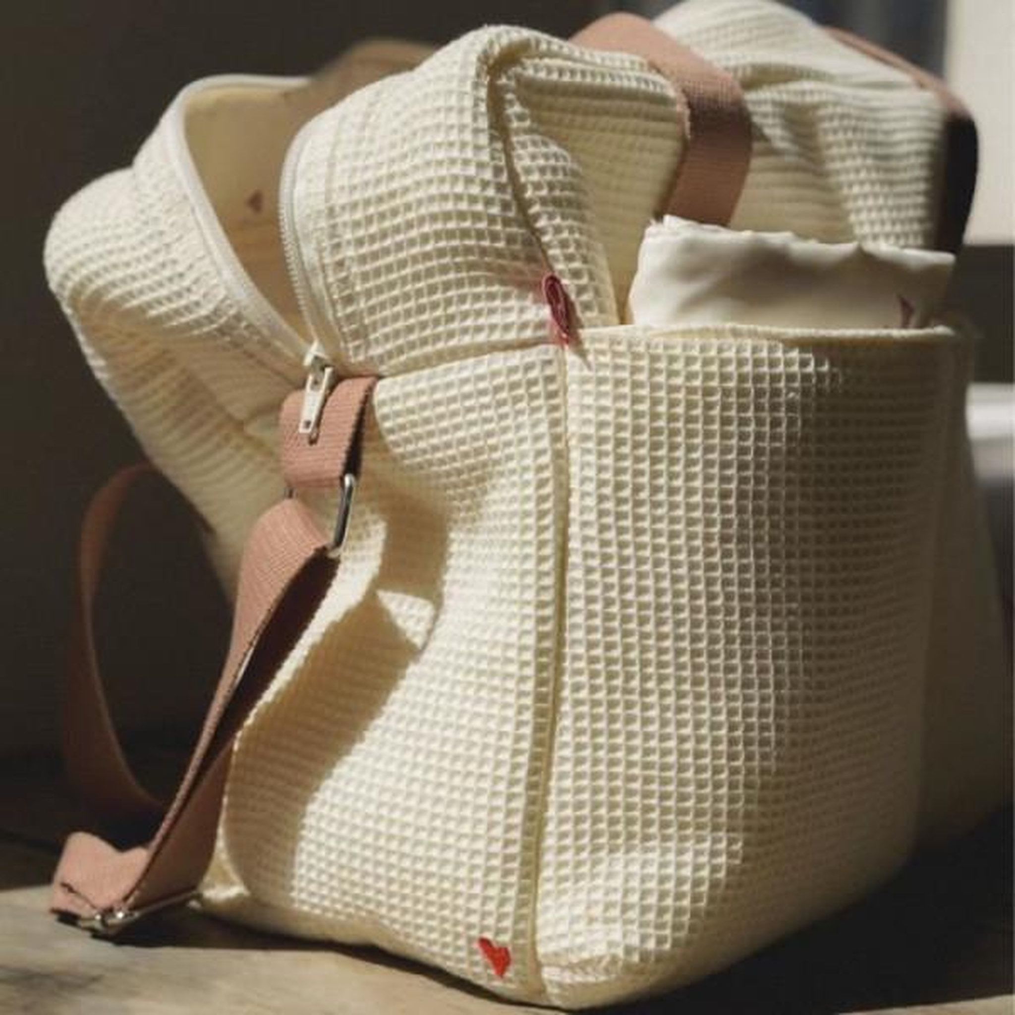 Voir la diapositive 4 : DOMIVA Sac a langer - DOMIVA - Maternity Love - Matelas nomade et waterproof