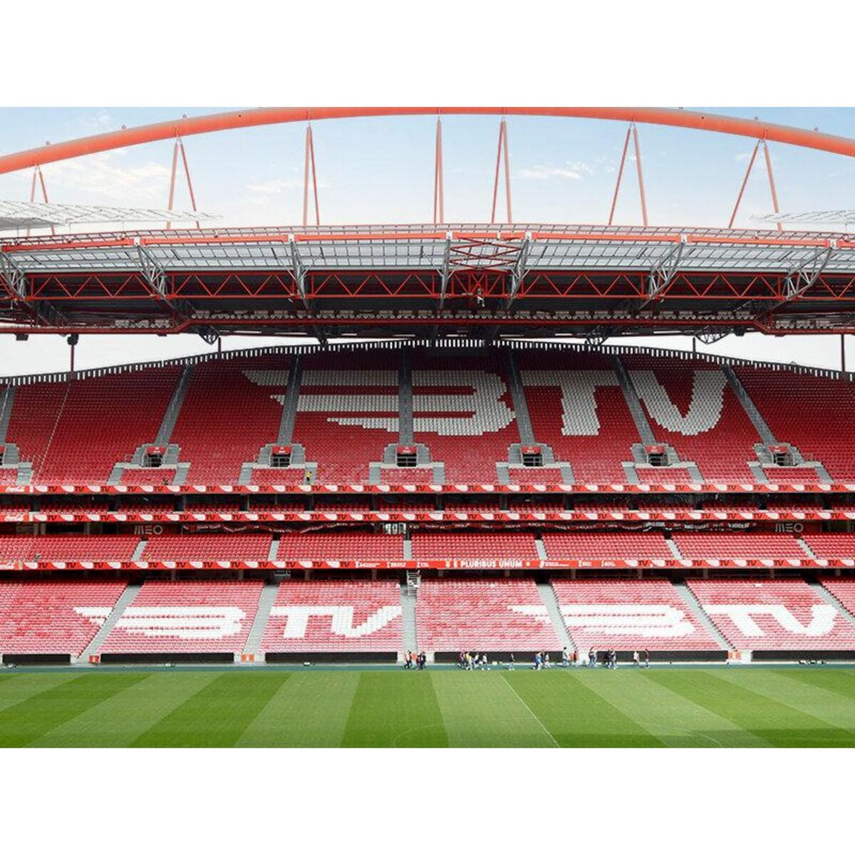 Smartbox Sport Lisboa e Benfica en famille : visite du musée et une écharpe pour 4 - Coffret Cadeau Sport & Aventure