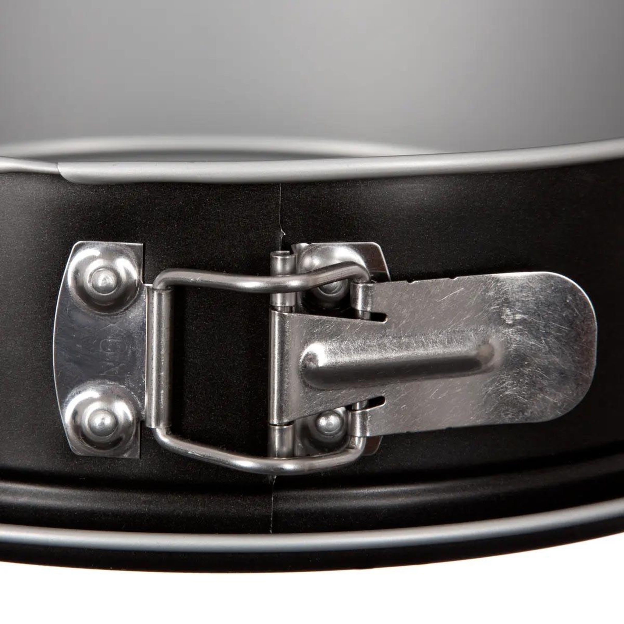 Voir la diapositive 4 : FIVE Moule en métal démontable  signature  26cm noir