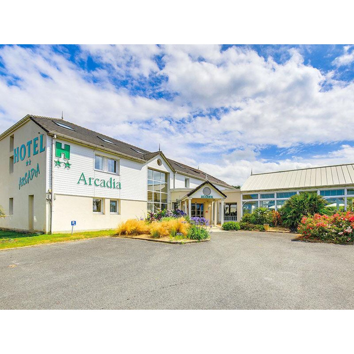 Smartbox 2 jours en hôtel avec accès au bain bouillonnant privatif près de Lannion - Coffret Cadeau Séjour