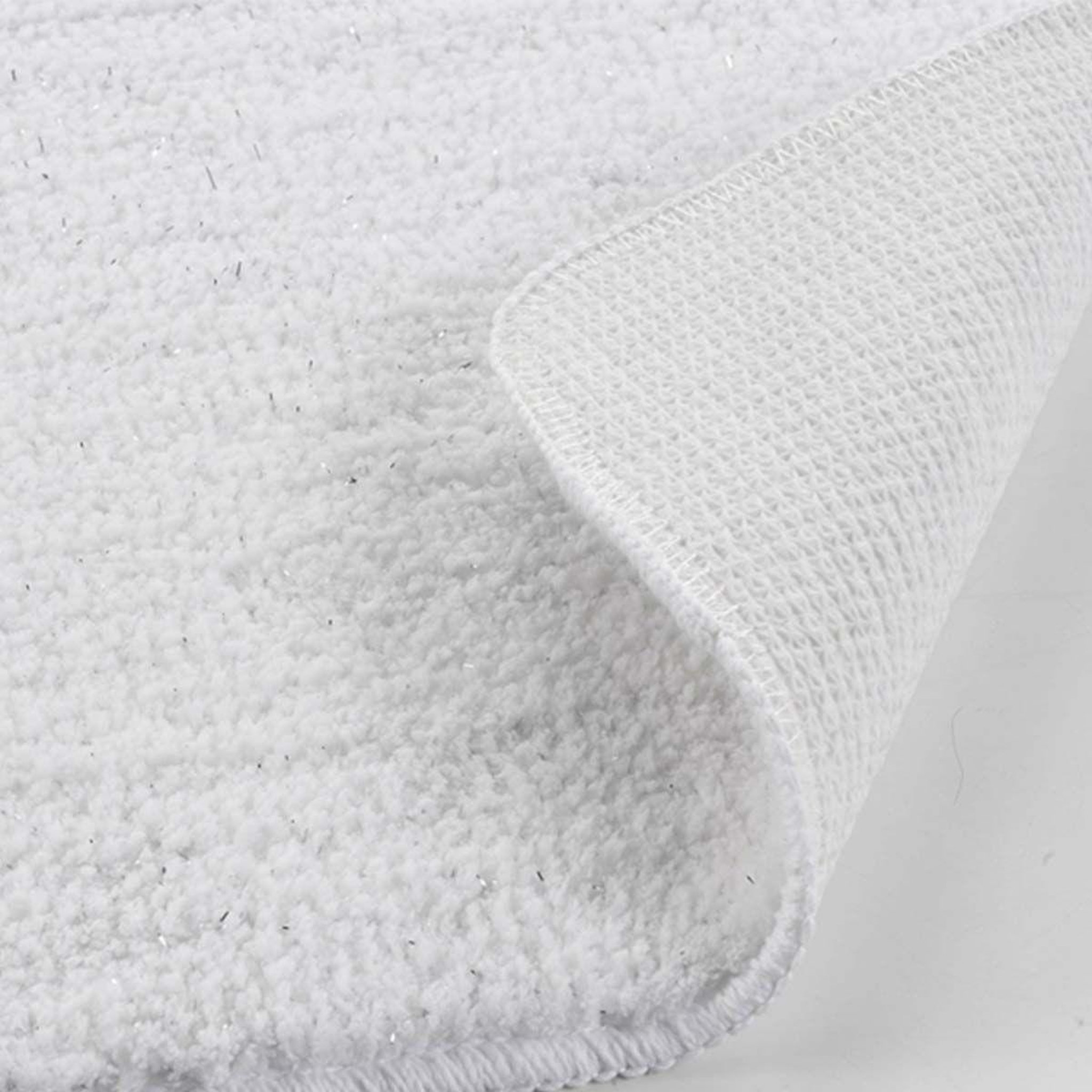 Voir la diapositive 3 : Douceur d'Intérieur Tapis de bain microfibre  métallisé  45x75cm blanc