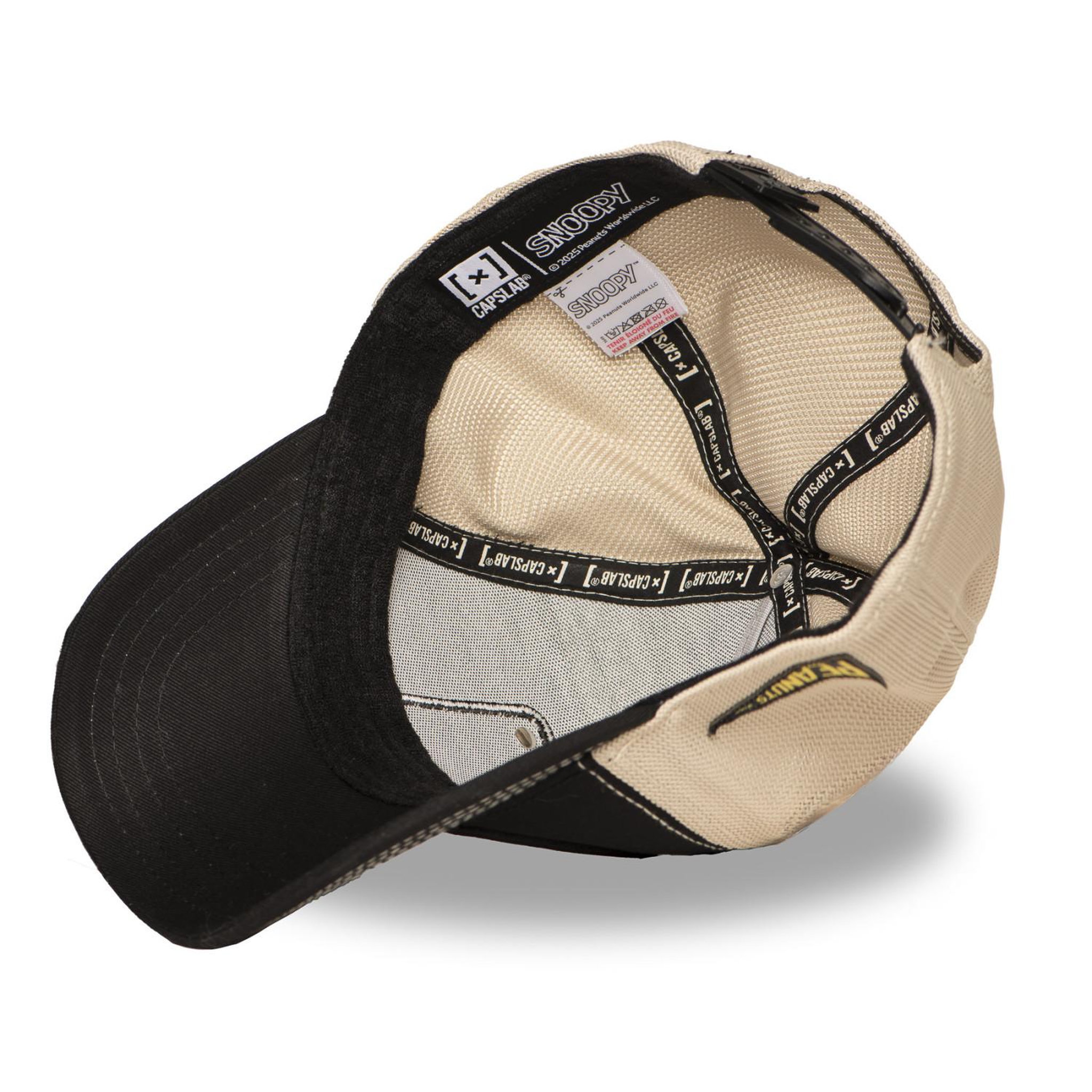 Voir la diapositive 6 : CAPSLAB Casquette Trucker avec filet finitions premium Peanuts Metal 6