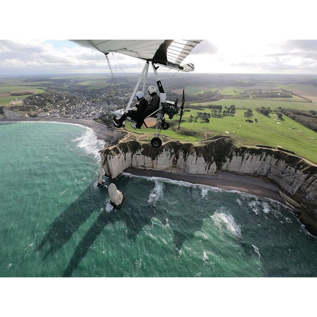 Smartbox Vol en ULM palpitant durant 45 minutes au-dessus d'Étretat - Coffret Cadeau Sport & Aventure