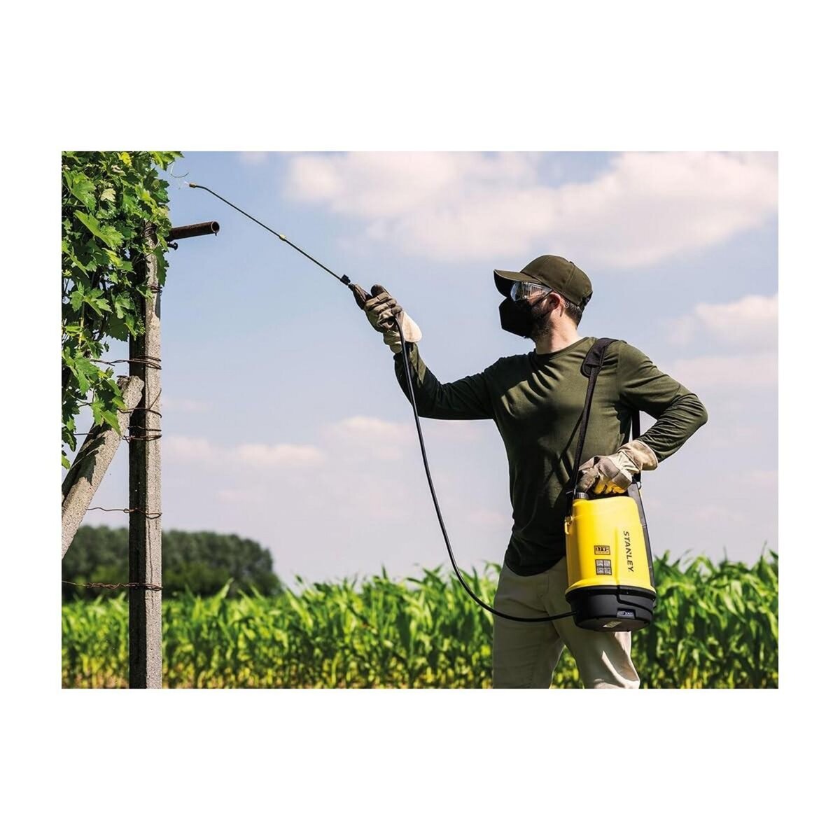 Stanley Pulvérisateur Électrique 5L, Batterie Lithium 3,7 V / 2,6 Ah Pulvérisateur Jardin Végétaux + Lance Télescopique STANLEY