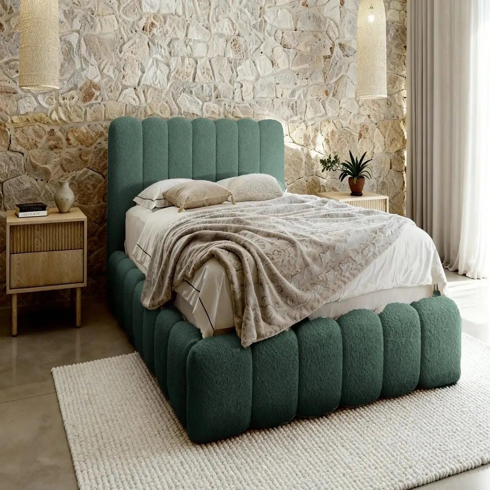 Voir la diapositive 4 : CASANOVA PARIS Garance - lit coffre tissu chenille