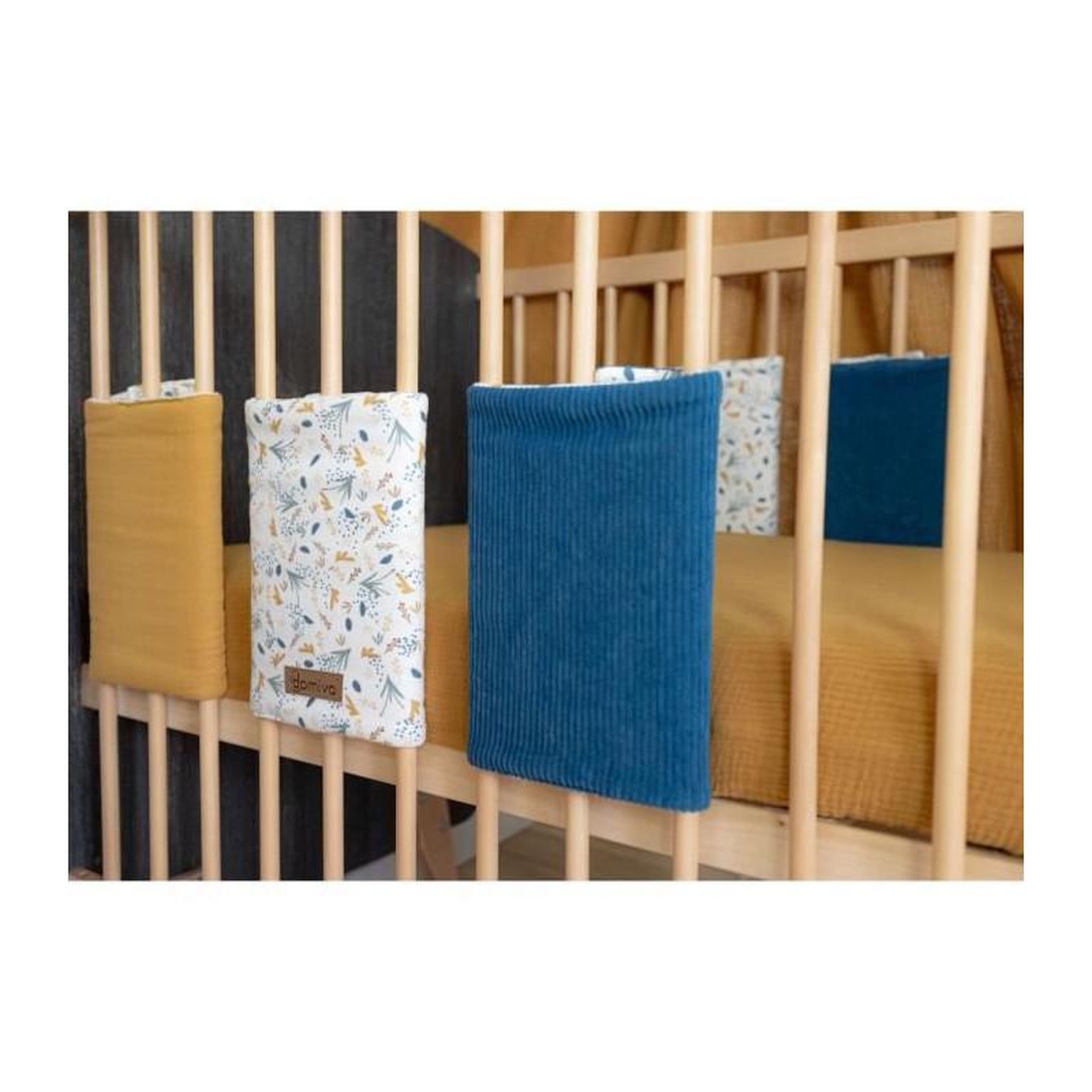 Voir la diapositive 2 : DOMIVA Tour de lit - DOMIVA - AU FIL DE L'EAU - Modulable - x6 - Ouvert 40 x 25 cm/fermé 17,5 x 25 cm