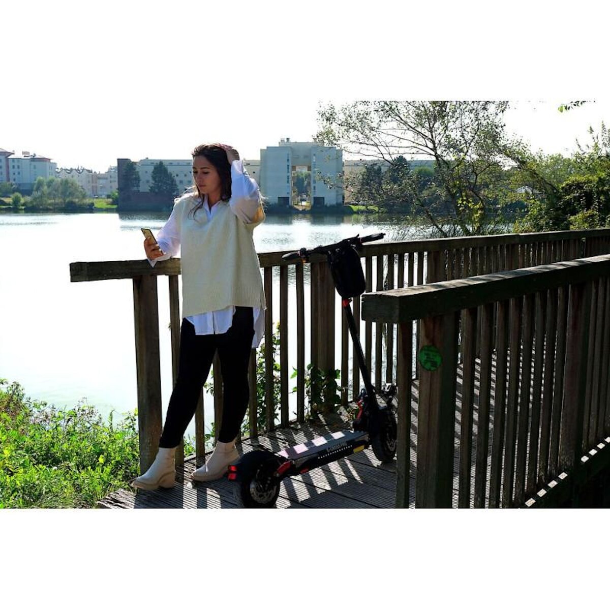 URBANGLIDE URBANGLIDE eCross Pro  – Trottinette Électrique – 50 km d'Autonomie – Tout-Terrain 10  – Suspensions Avant/Arriè