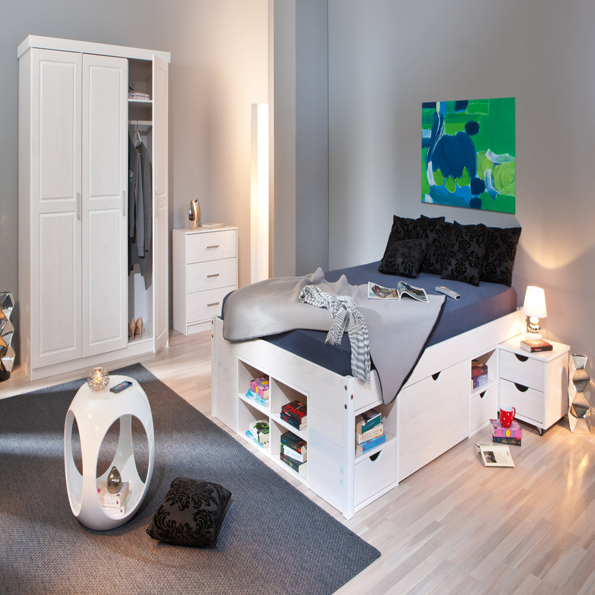 Voir la diapositive 8 : Armoire penderie blanche en pin massif - MAGNUS