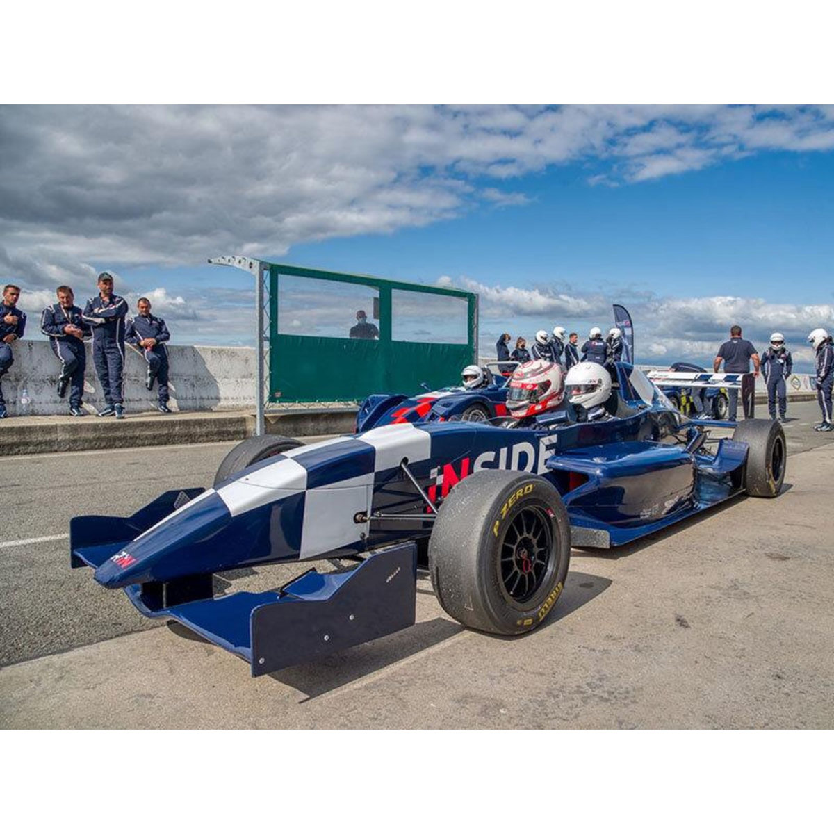 Smartbox Stage de pilotage : 5 tours sur le circuit de Fontenay-le-Comte en Formule Renault 2.0 - Coffret Cadeau Sport & Aventure