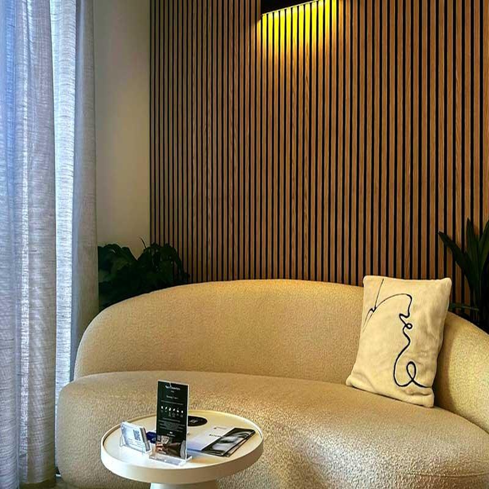Voir la diapositive 3 : Smartbox Détente et relaxation : hammam, enveloppement et gommage du corps au spa à mougins près de cannes - coffret cadeau bien-être