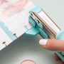 Voir la diapositive 2 : We R Memory Keepers Perforatrice pour disques de reliure