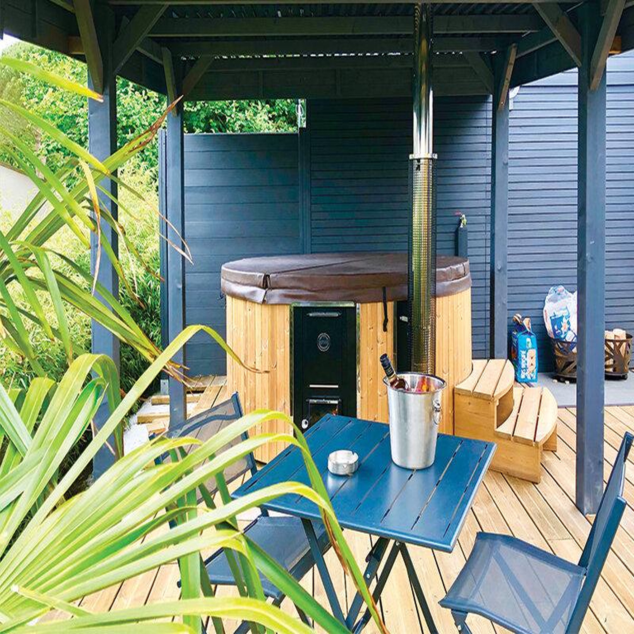 Voir la diapositive 3 : Smartbox 2 jours en cottage avec spa privatif dans la baie de saint-brieuc - coffret cadeau séjour