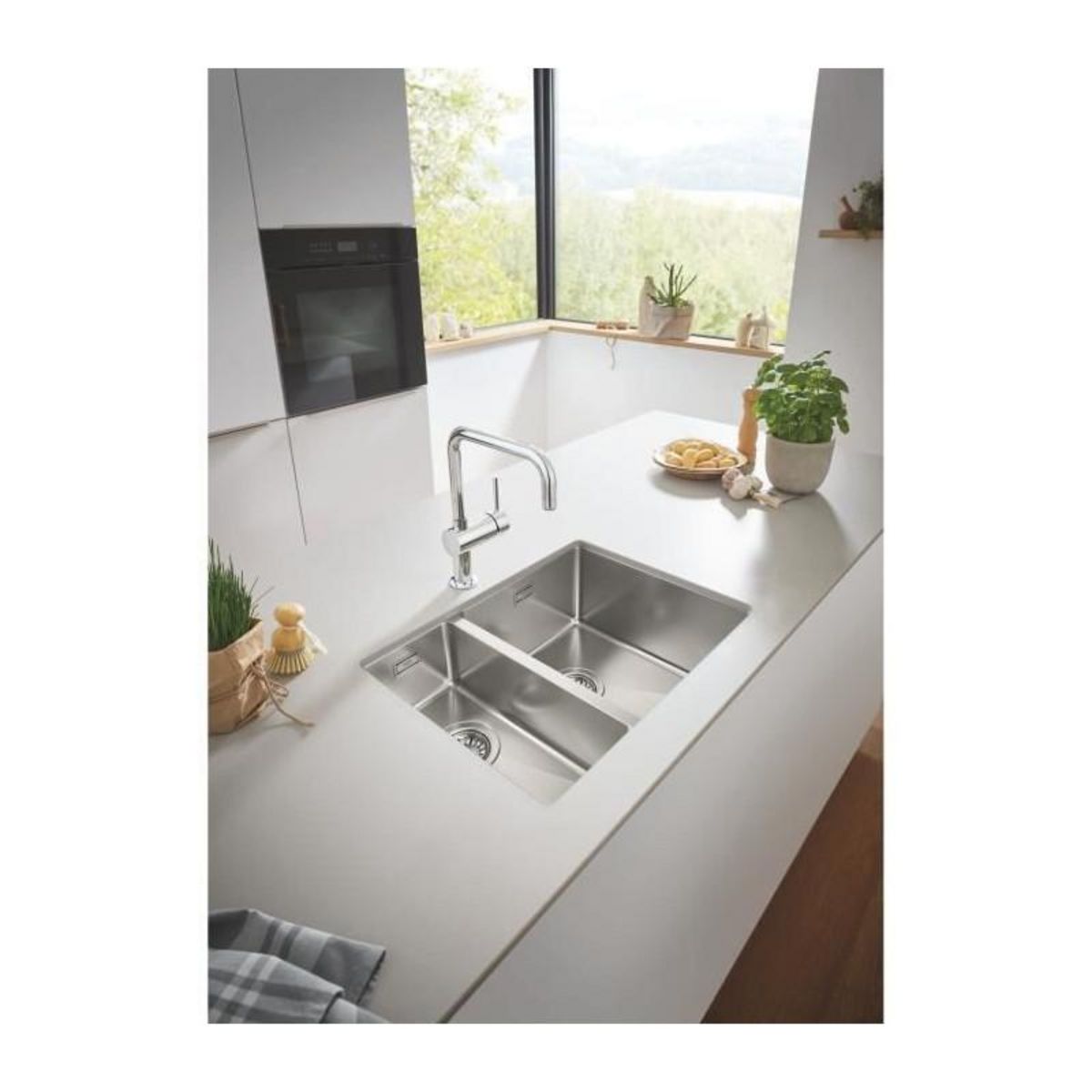 Grohe GROHE Mitigeur evier Minta 32488000 - Bec U - Bec tube pivotant 360? - Chrome