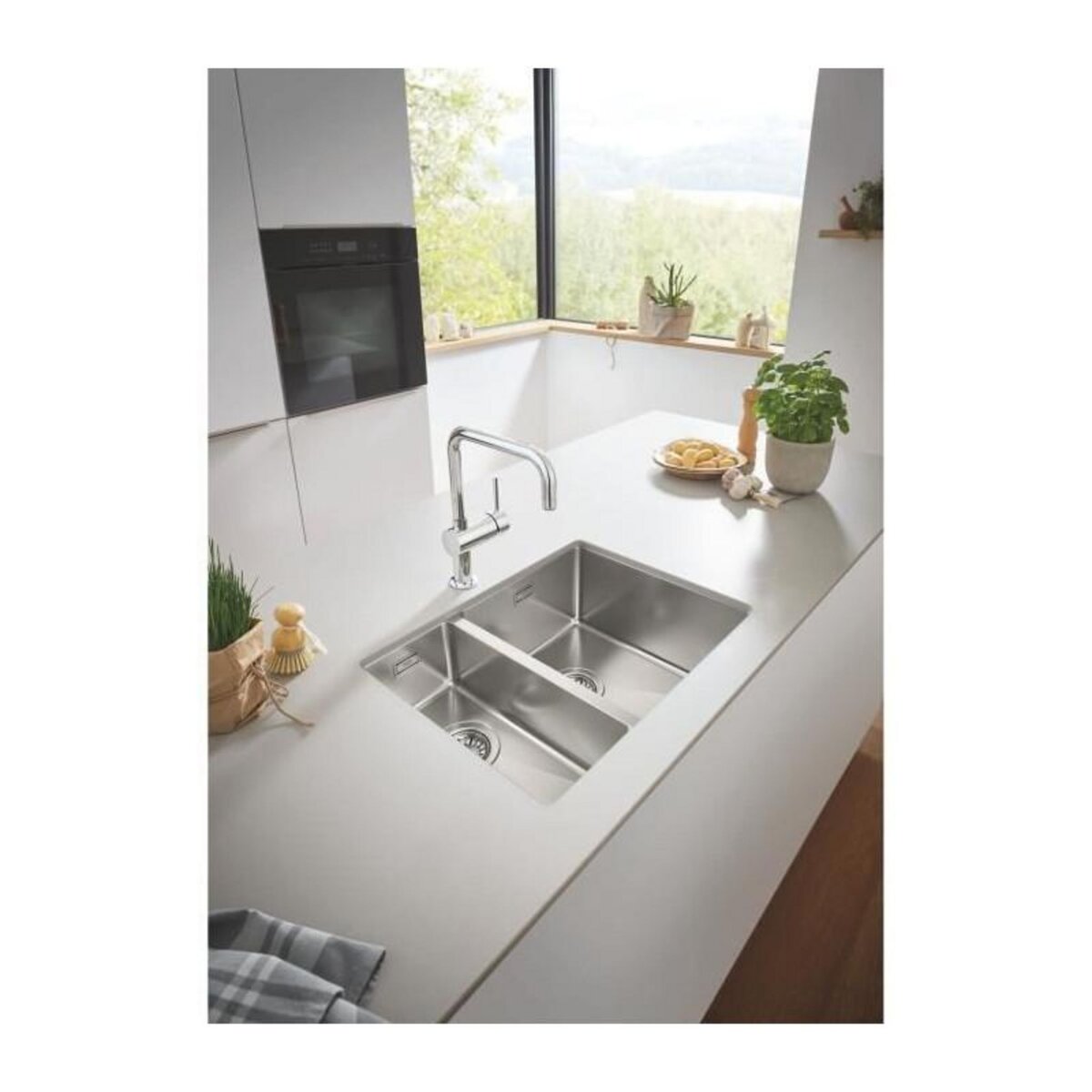 Grohe GROHE Mitigeur evier Minta 32488000 - Bec U - Bec tube pivotant 360? - Chrome