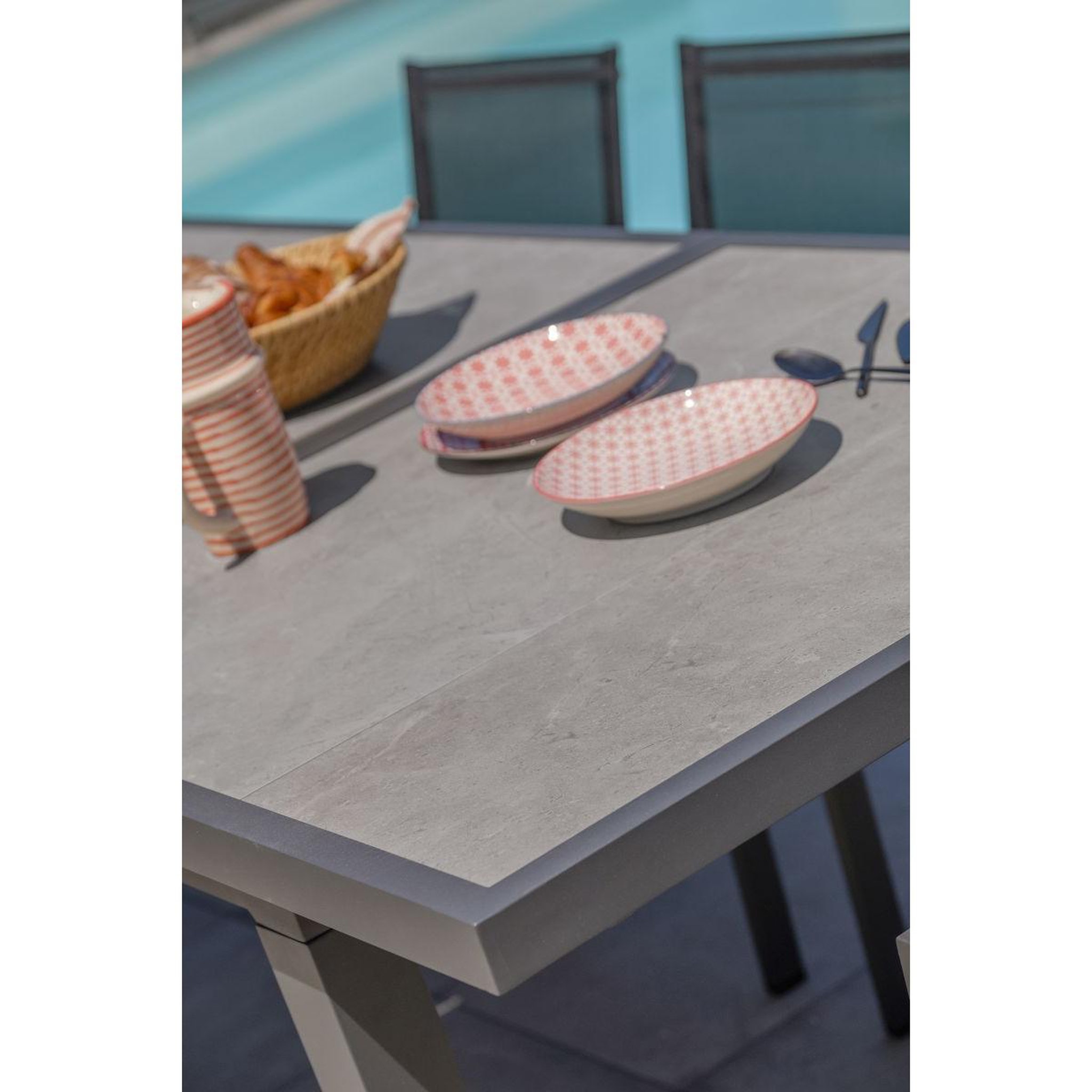 Voir la diapositive 3 : DCB GARDEN Ensemble Table de Jardin Extensible en Céramique & 8 Fauteuils  Venise  190-250cm Gris Anthracite