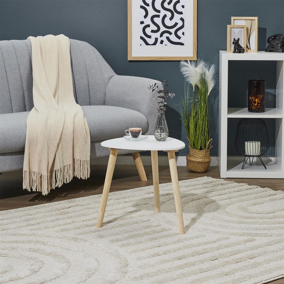 The Home Deco Factory Table d'appoint triangulaire SHELLY