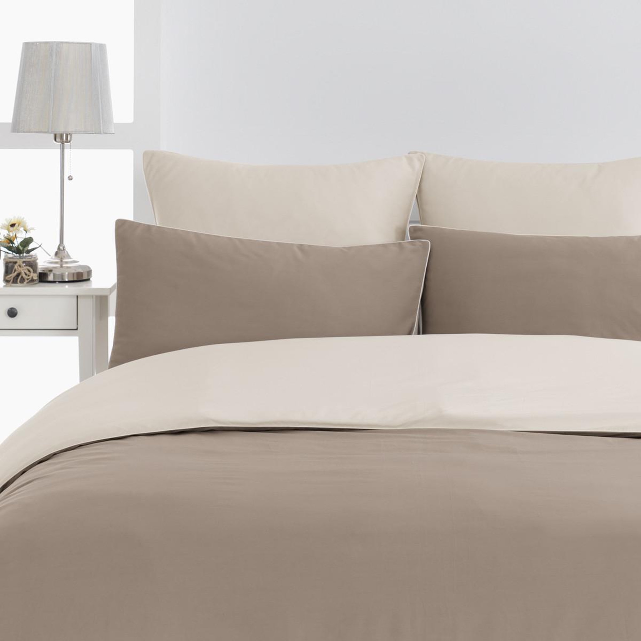 Taupe