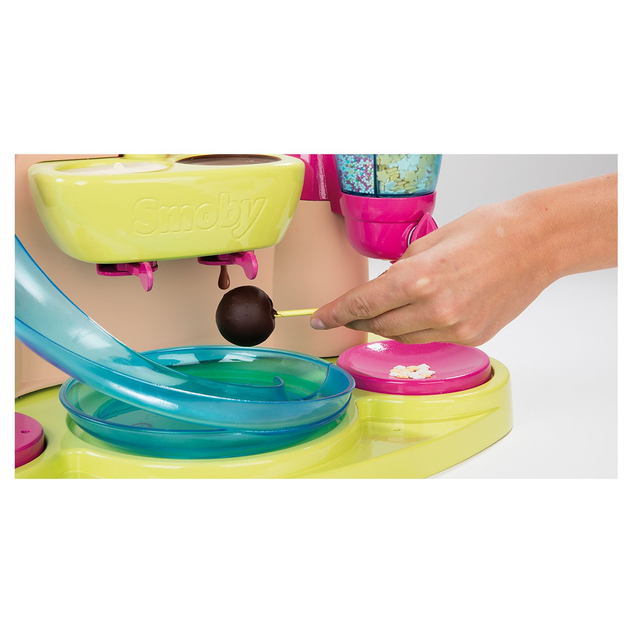 Voir la diapositive 5 : SMOBY Fabrique à Cake Pops