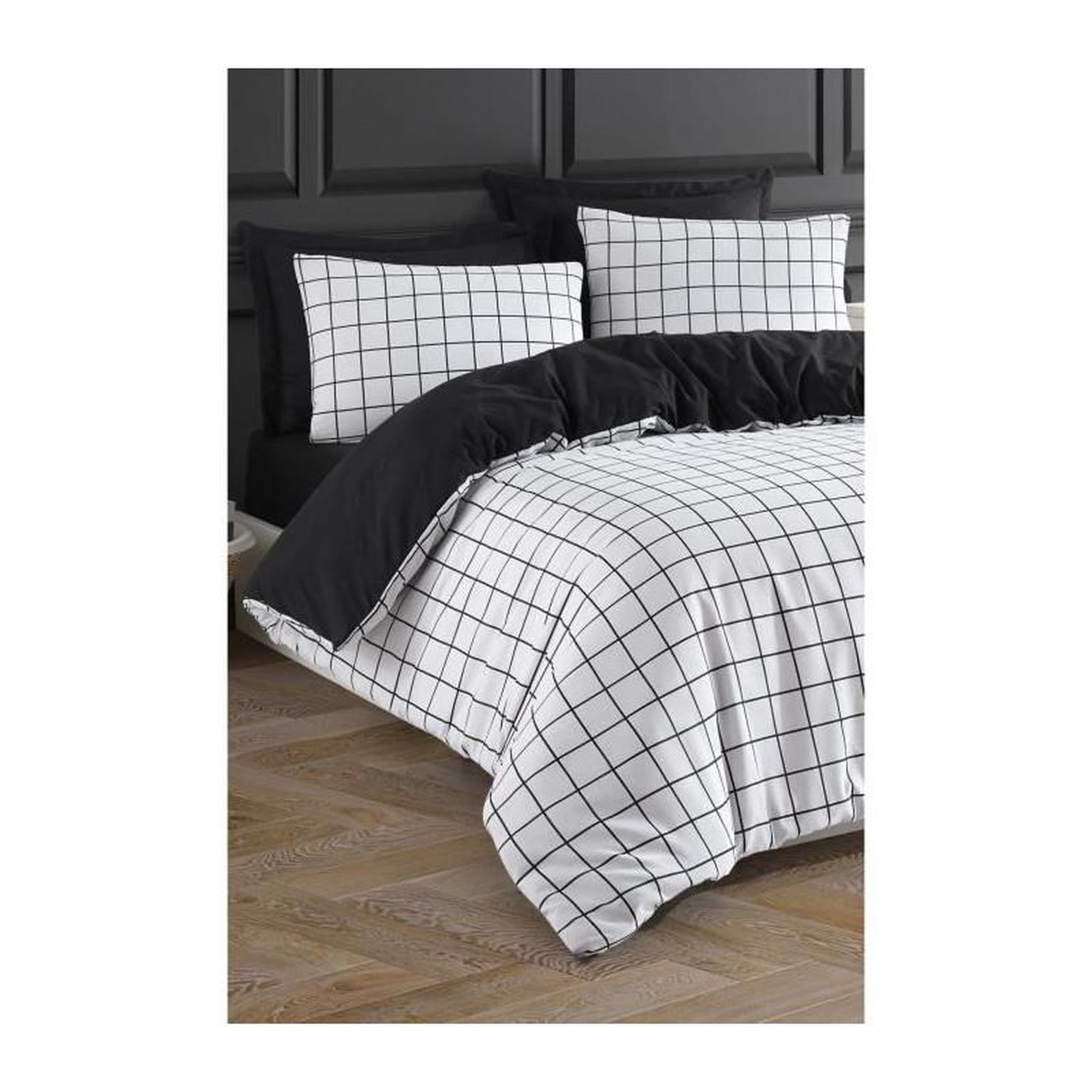 Voir la diapositive 3 : GENERIQUE Parure de lit - 1 housse de couette 220 x 240 cm + 2 taies d'oreiller 60 x 60 cm - 65% coton, 35% polyester - Blanc