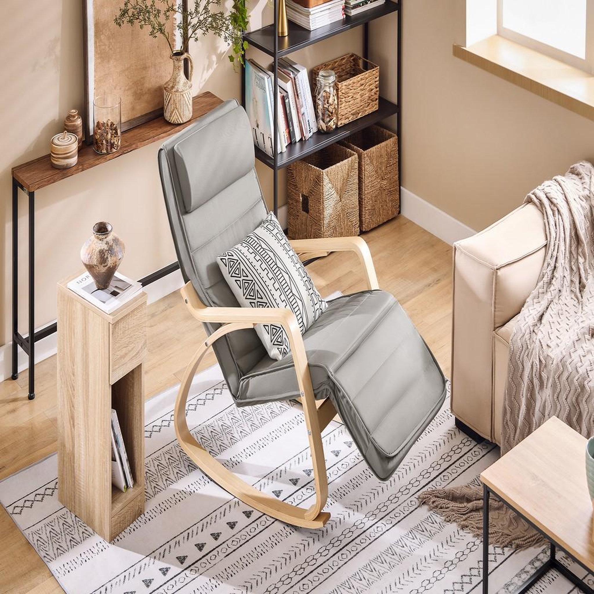 Voir la diapositive 2 : SOBUY SoBuy - Fauteuil À Bascule avec repose-pieds et appui-tête réglables - Nordique - FST16